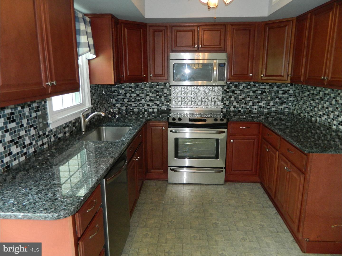 OLDE COLONIAL GREENE - Residential