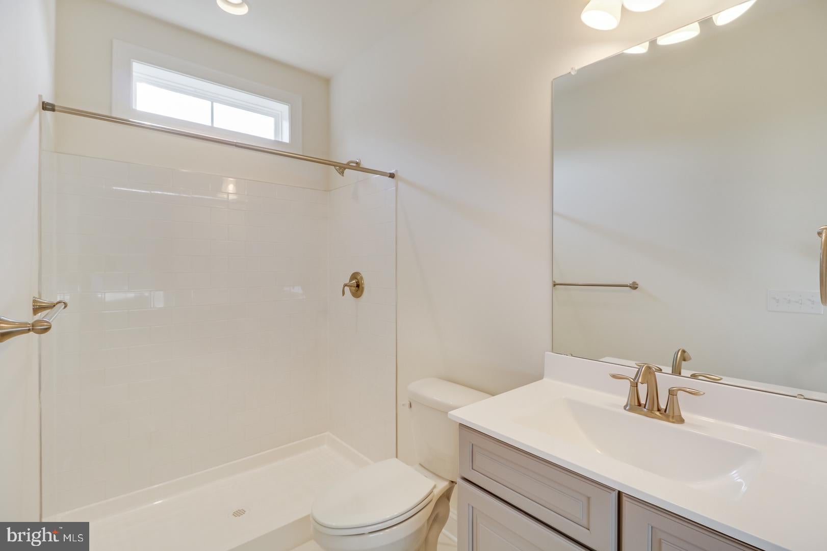 22704 HUMMINGBIRD RD. - LOT #24