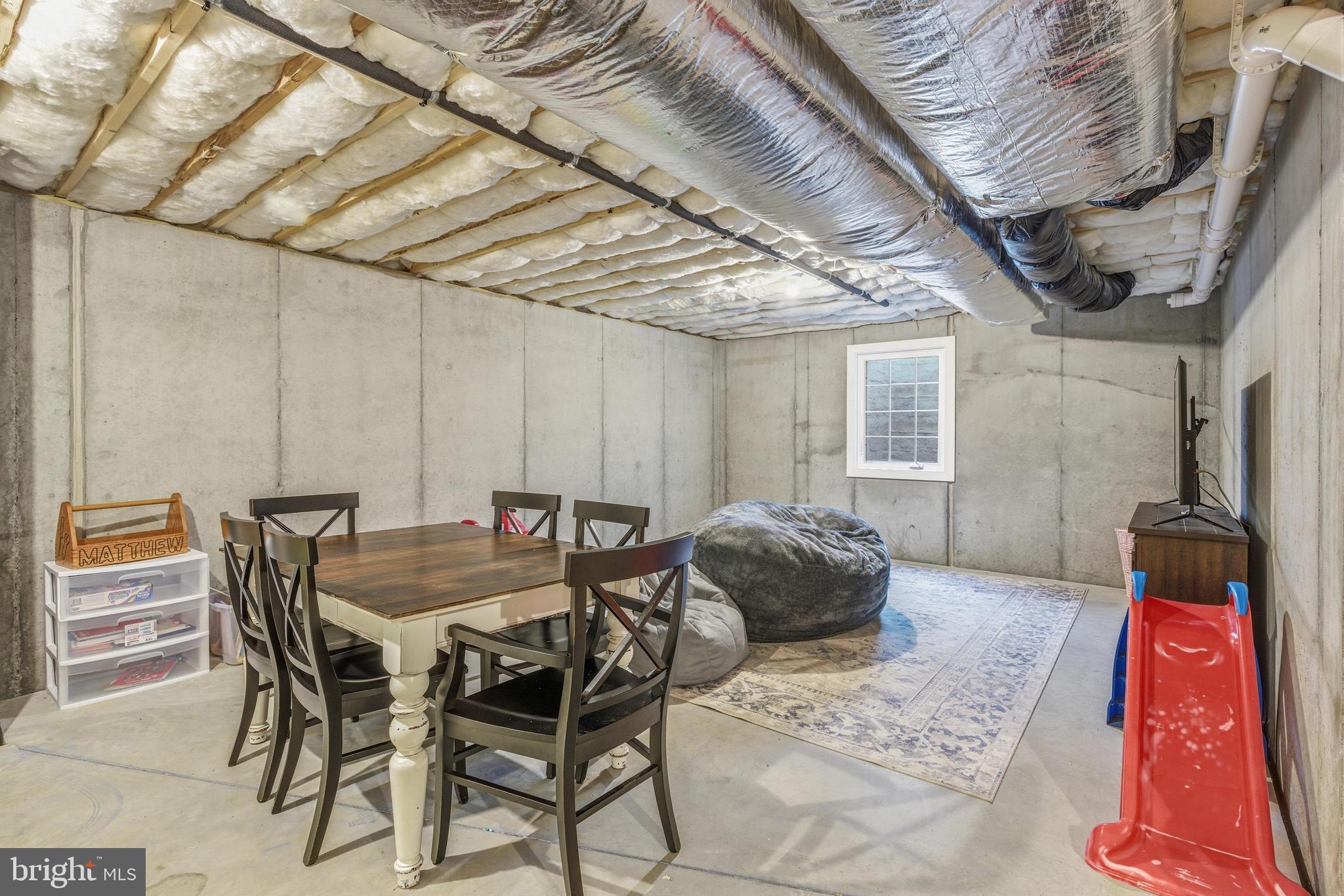 PINE VIEW ESTATES - Residential