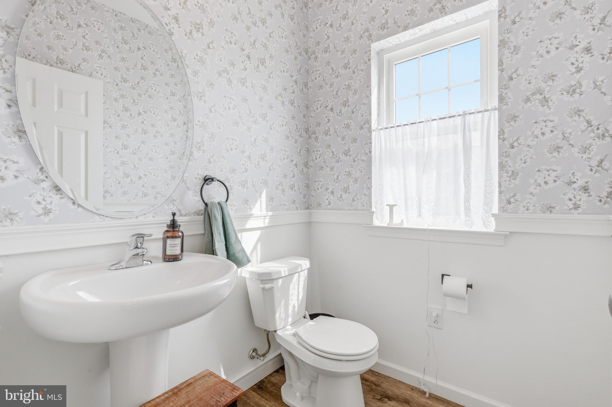 PINE VIEW ESTATES - Residential