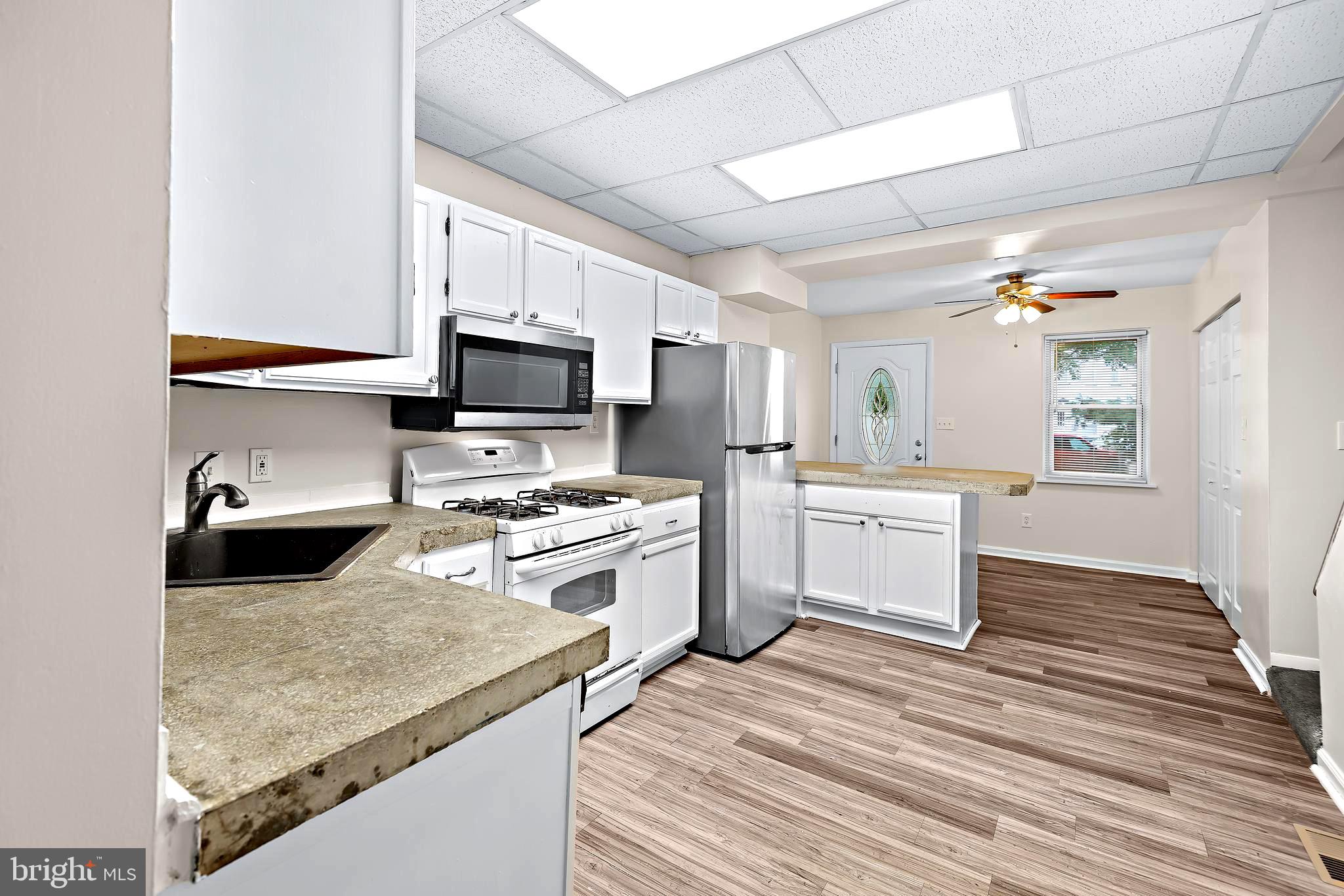 WASHINGTON VILLAGE - Residential