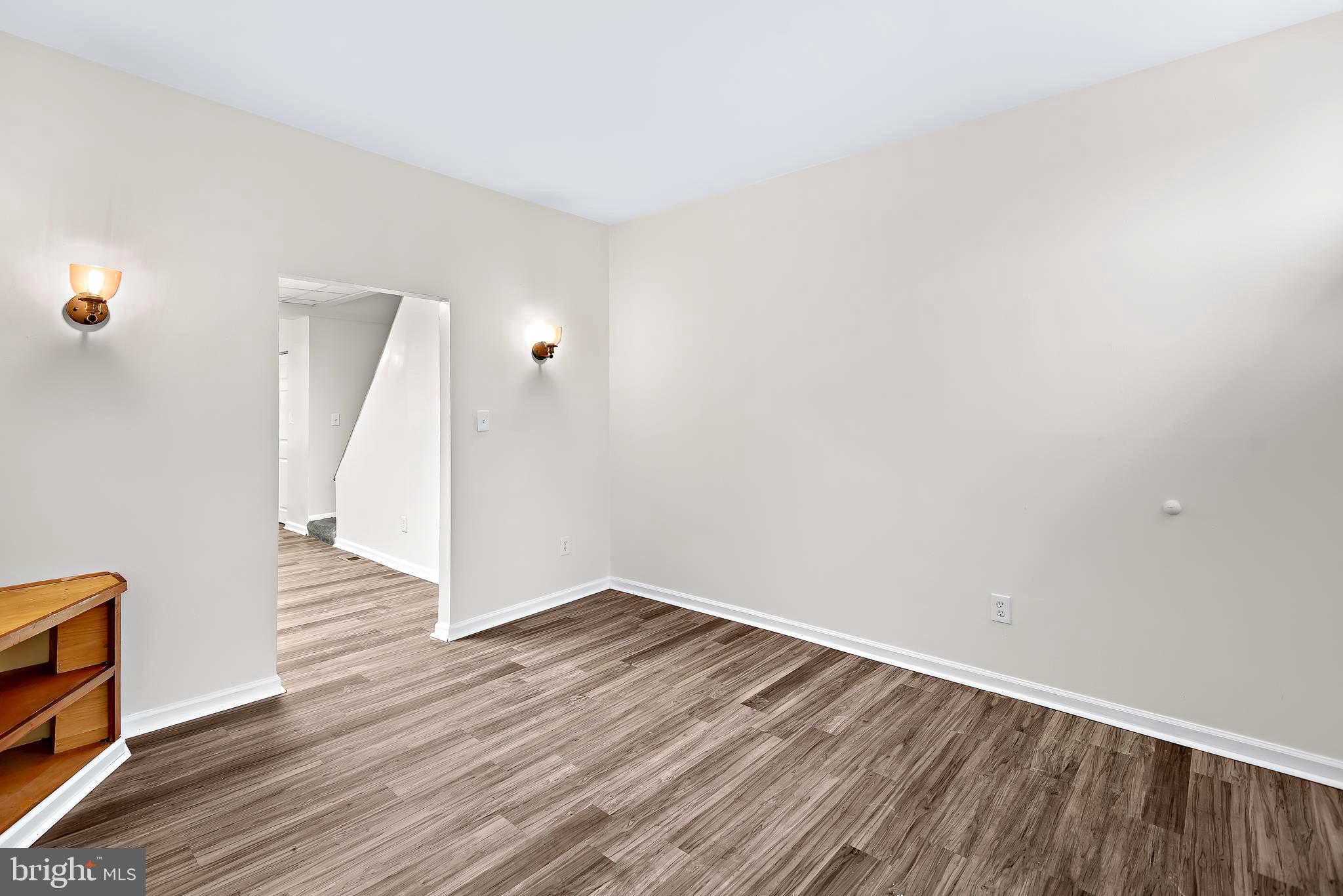 WASHINGTON VILLAGE - Residential