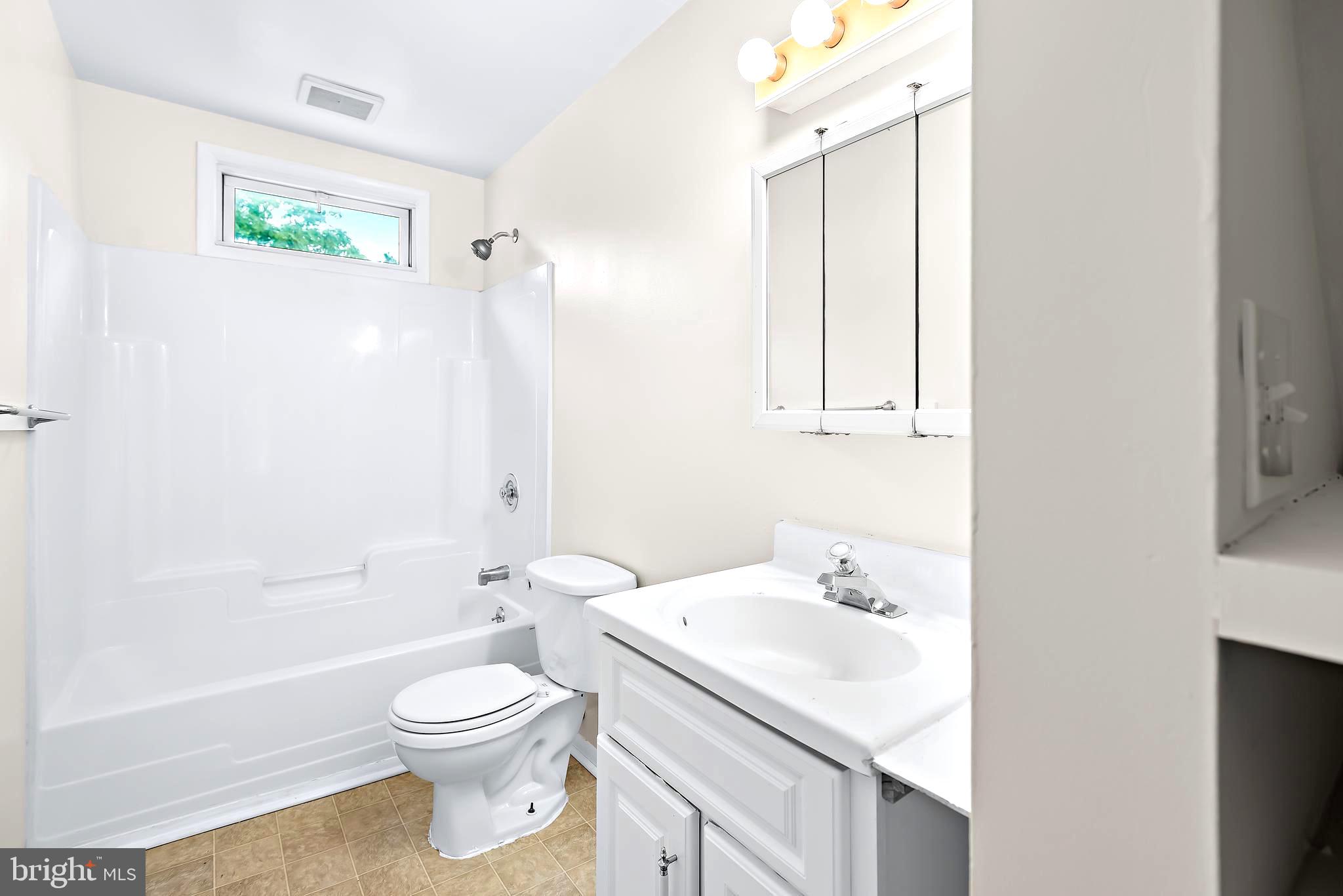 WASHINGTON VILLAGE - Residential