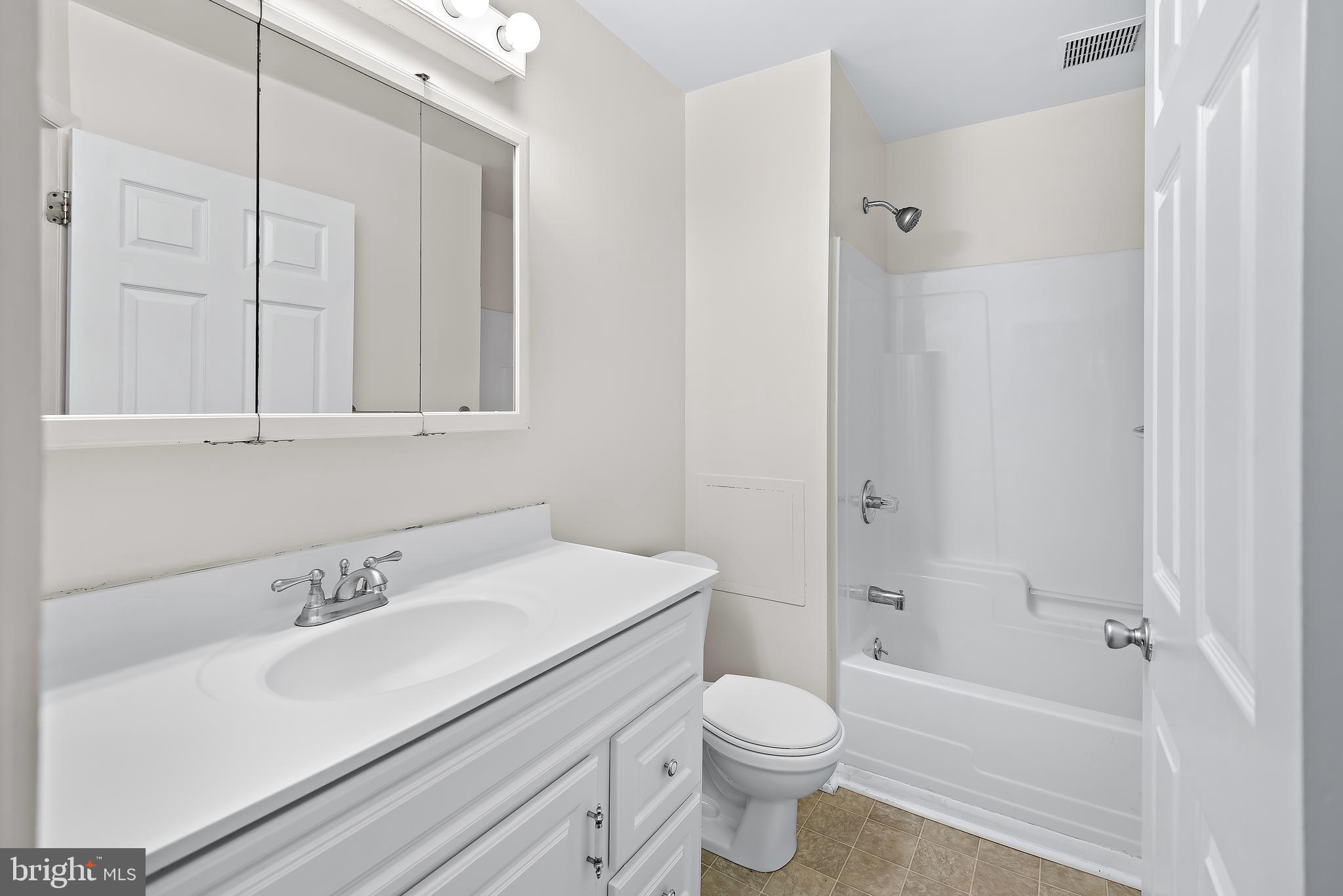 WASHINGTON VILLAGE - Residential