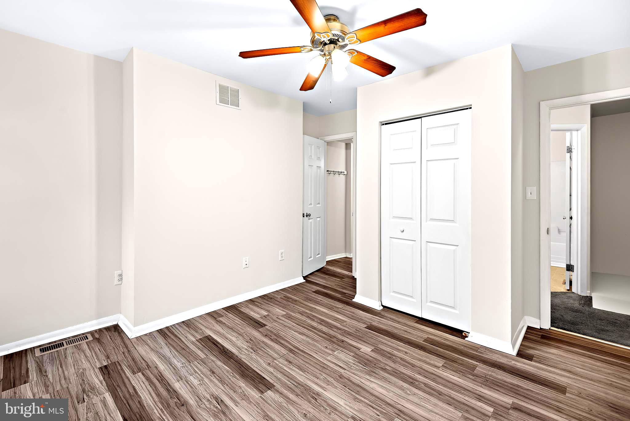 WASHINGTON VILLAGE - Residential