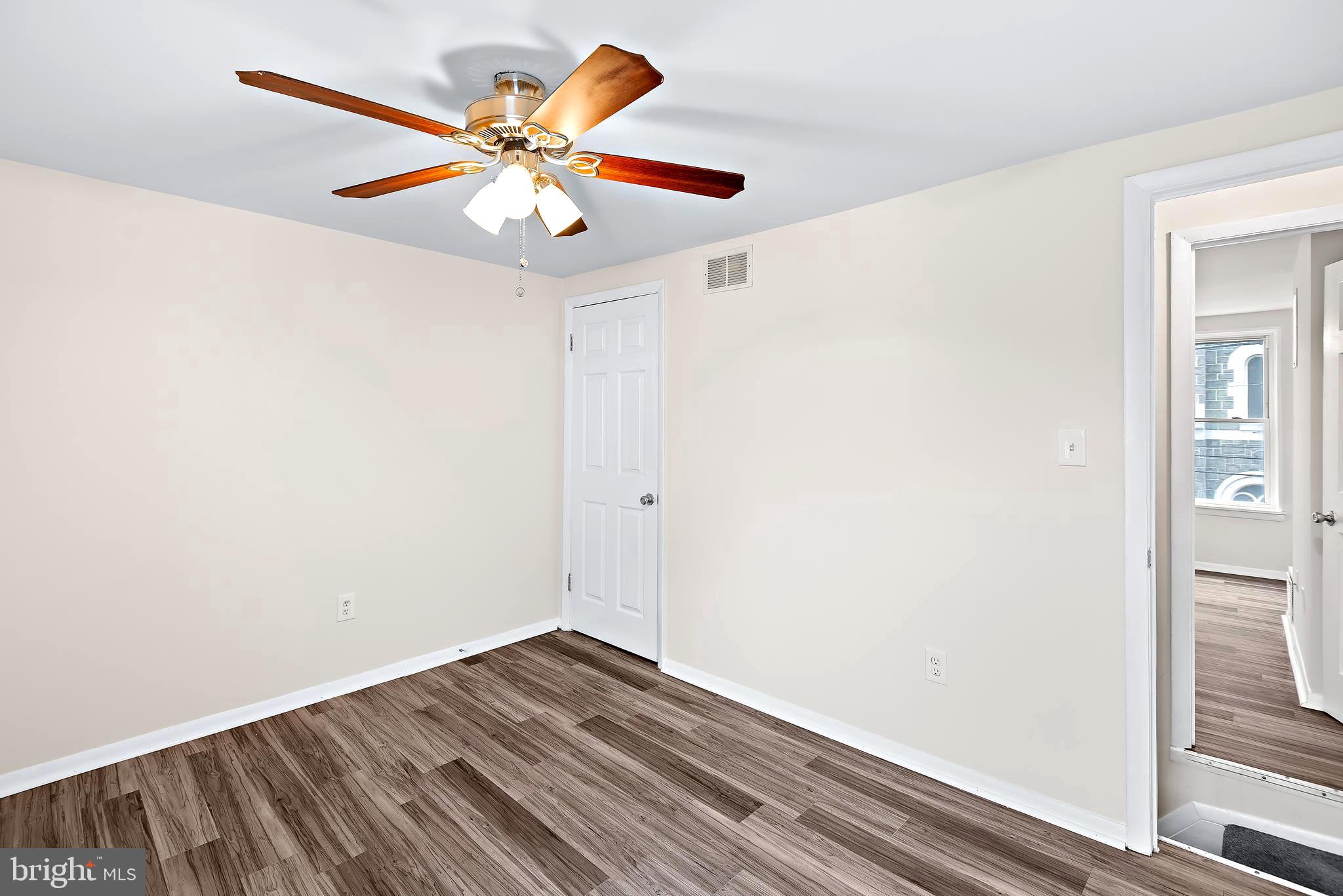 WASHINGTON VILLAGE - Residential