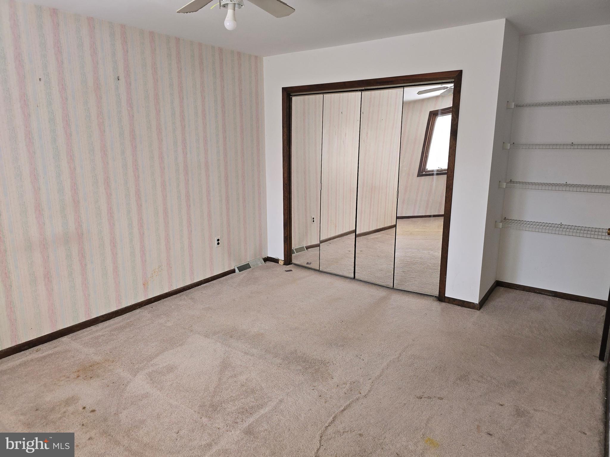 HARBOR OAKS - Residential