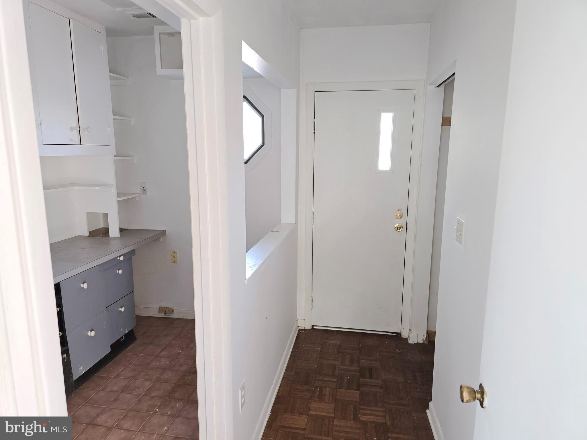 HARBOR OAKS - Residential