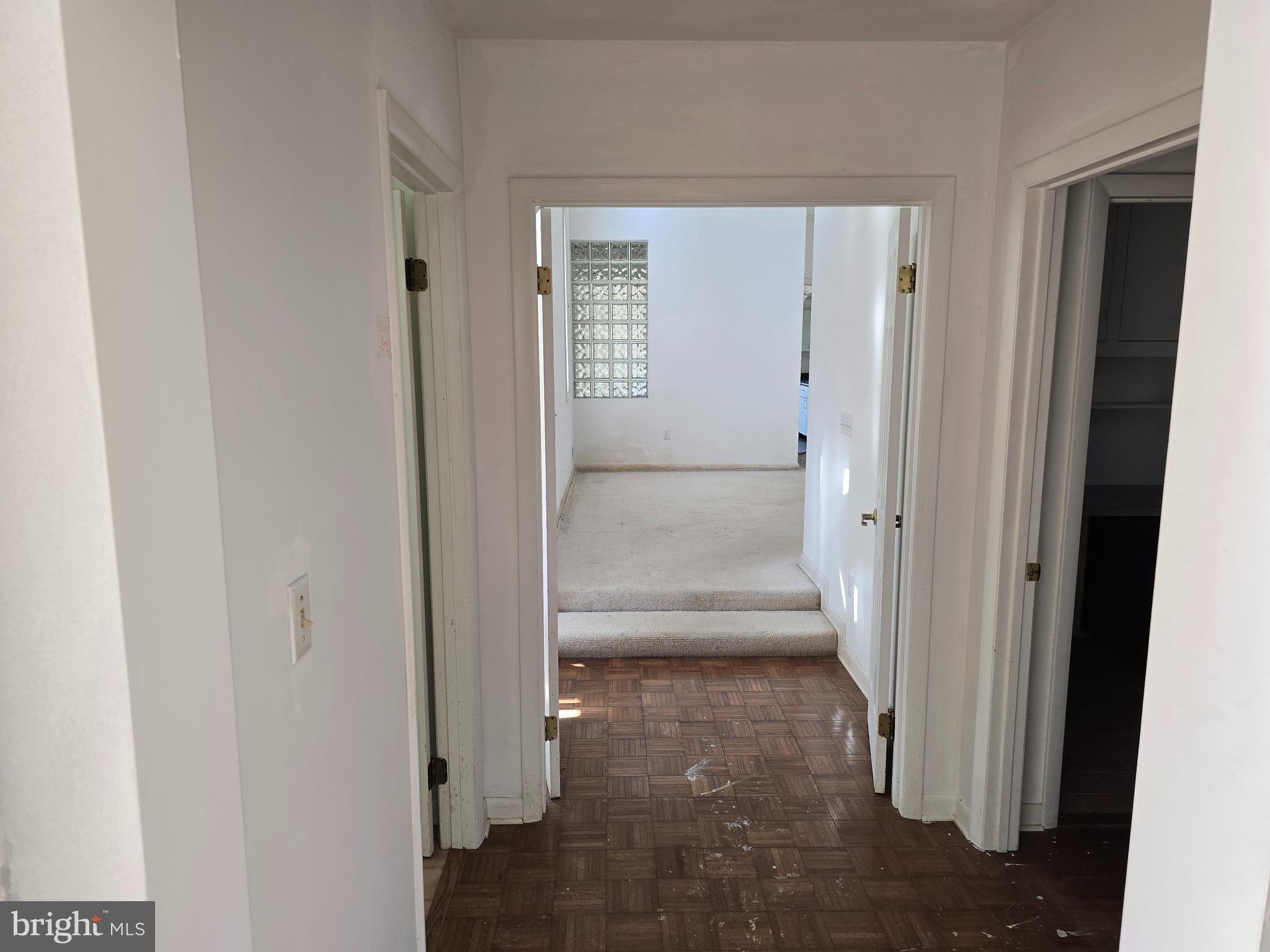 HARBOR OAKS - Residential