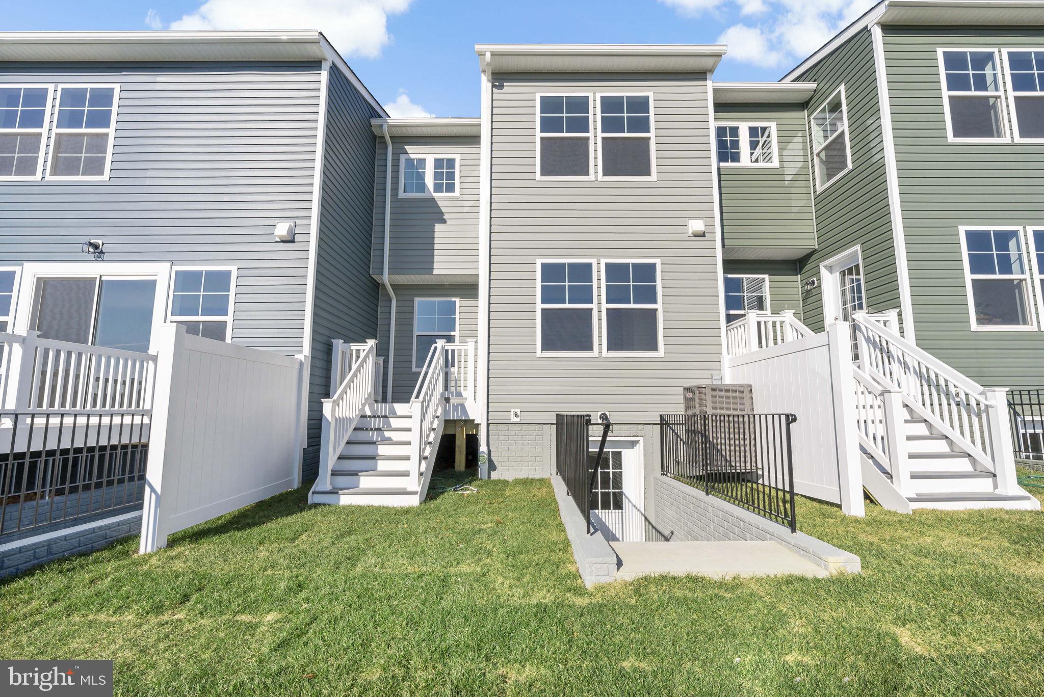 HOMESTEAD ACRES - Residential