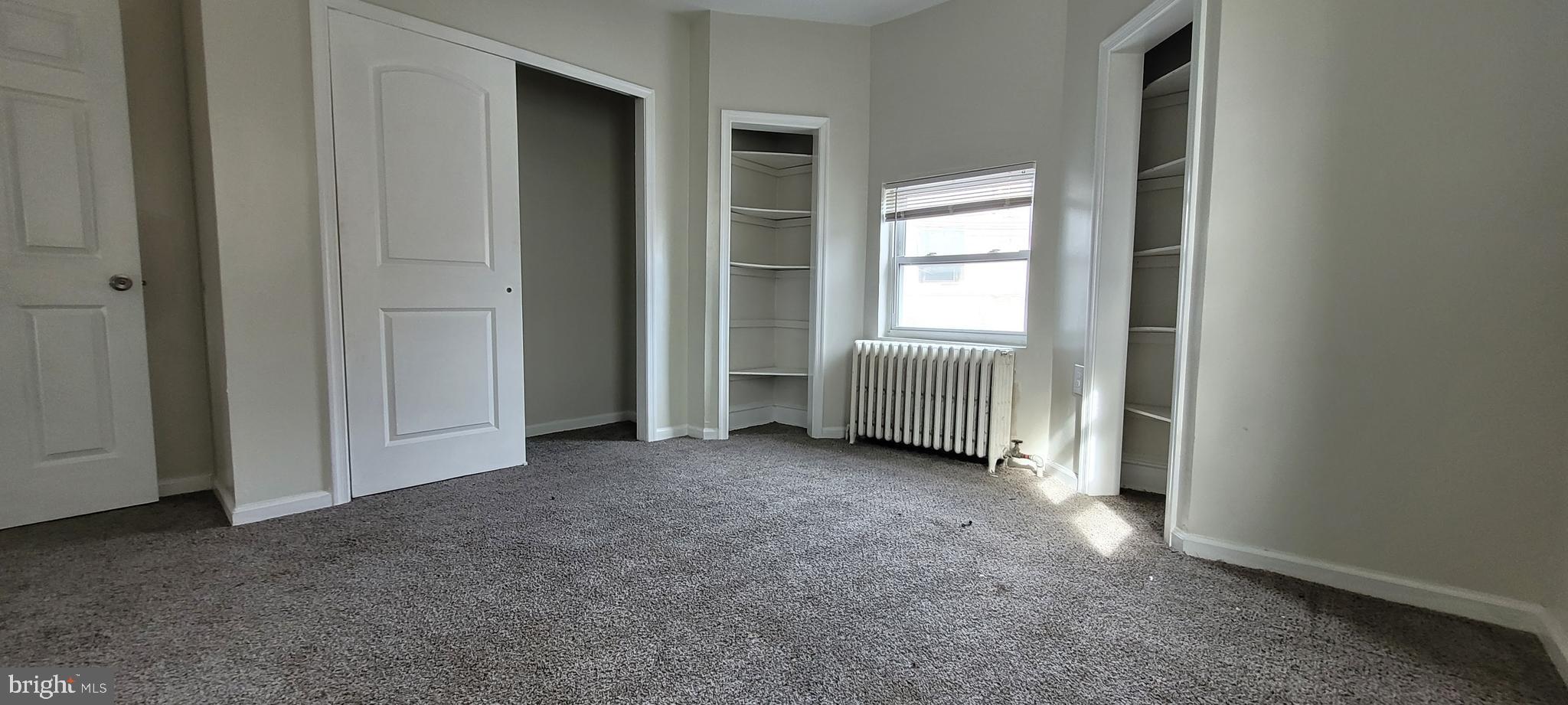 ELMWOOD PARK - Residential