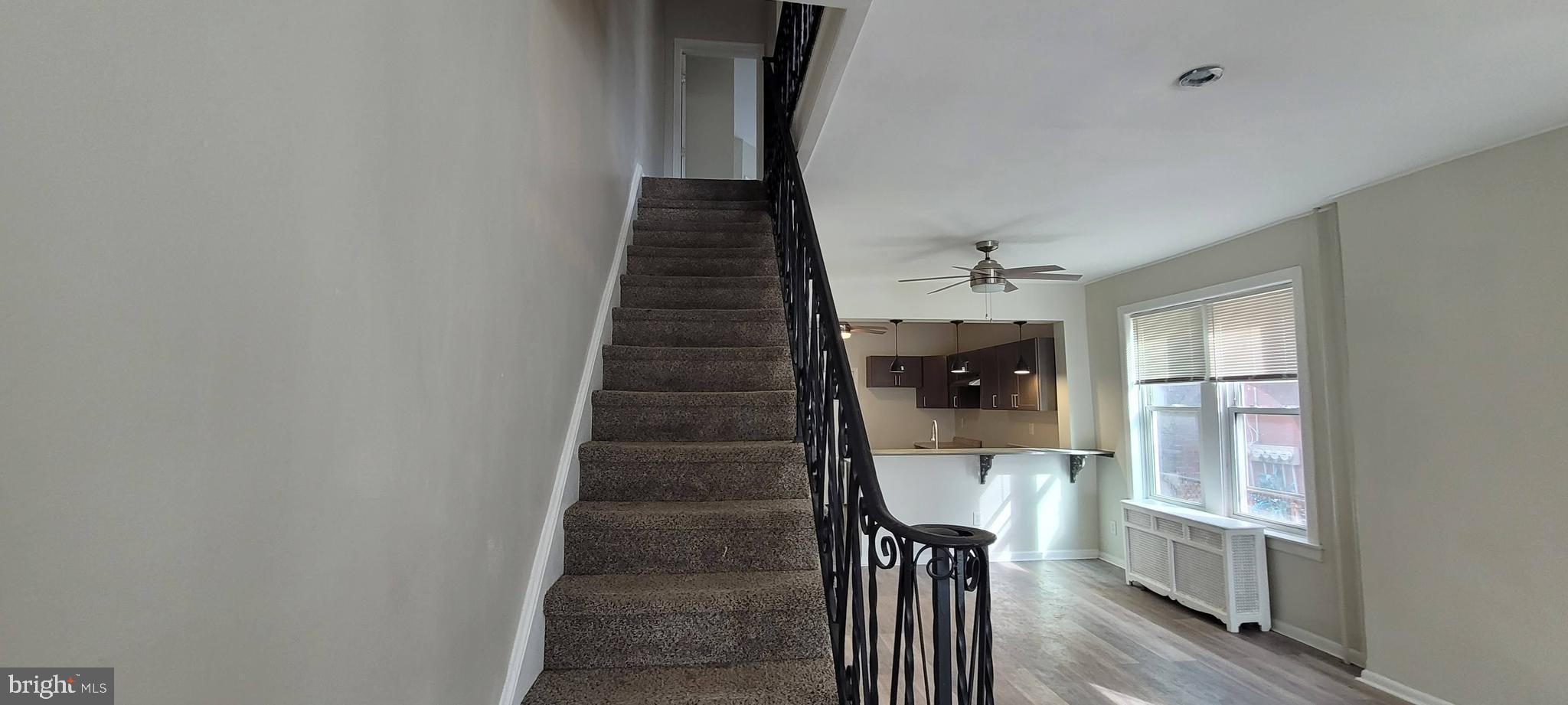 ELMWOOD PARK - Residential