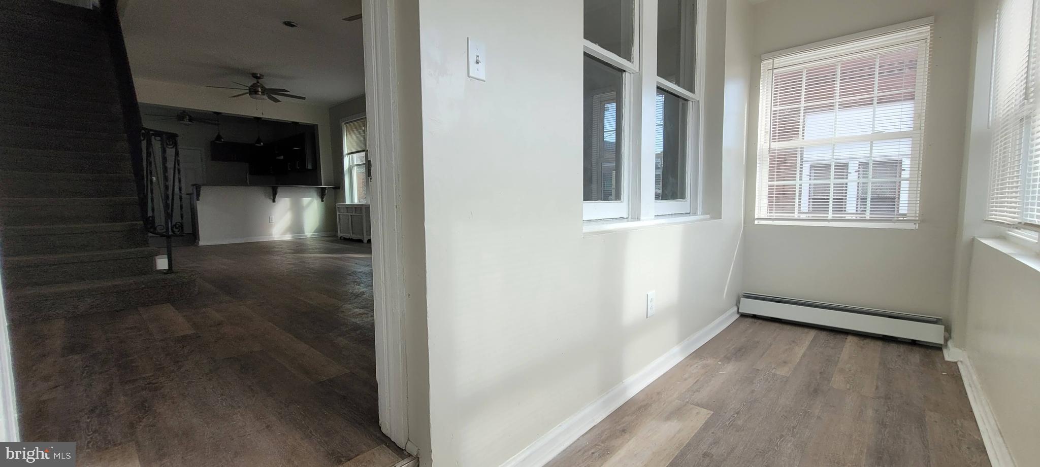 ELMWOOD PARK - Residential