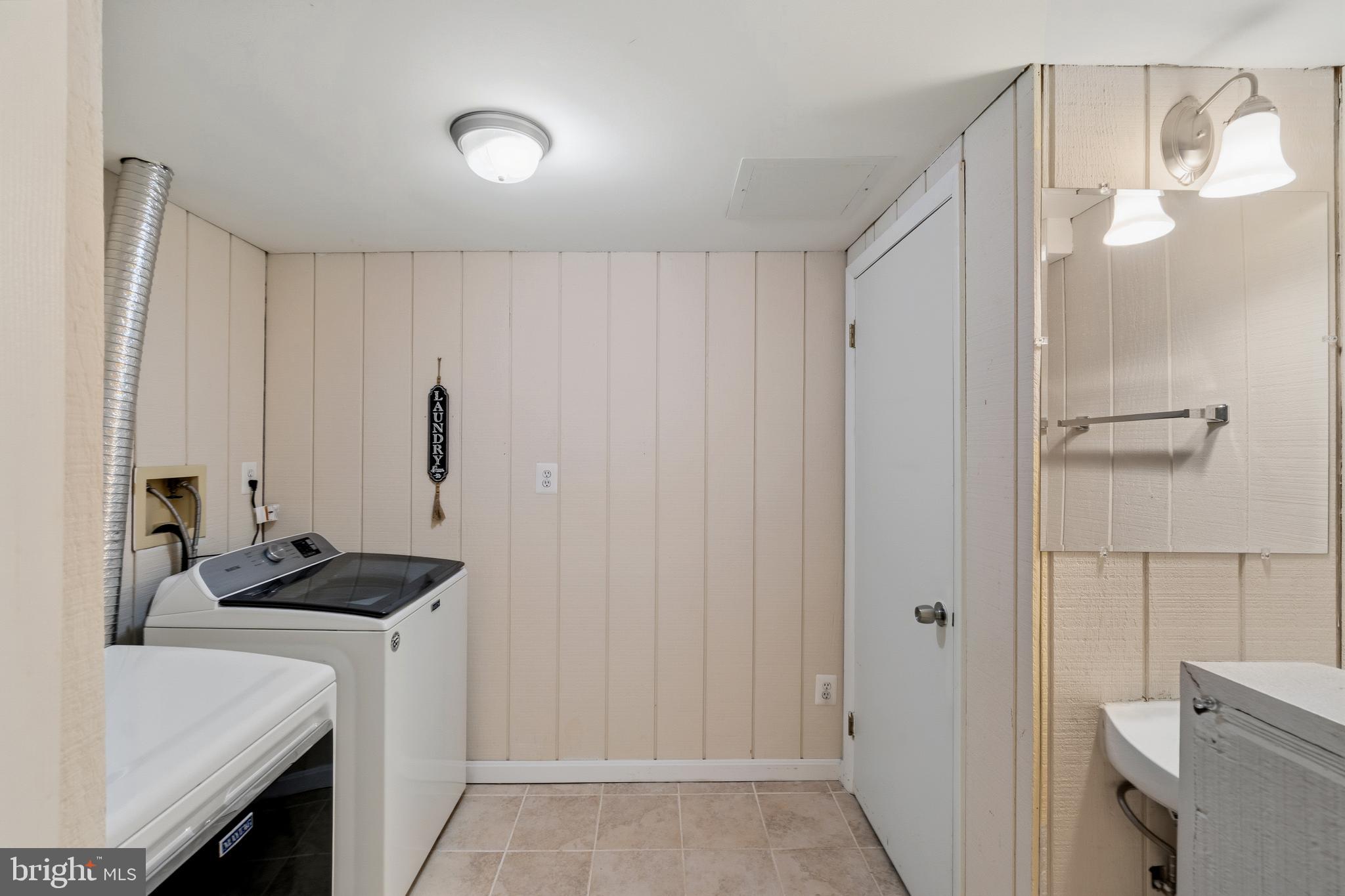 CHESTERFIELD - Residential