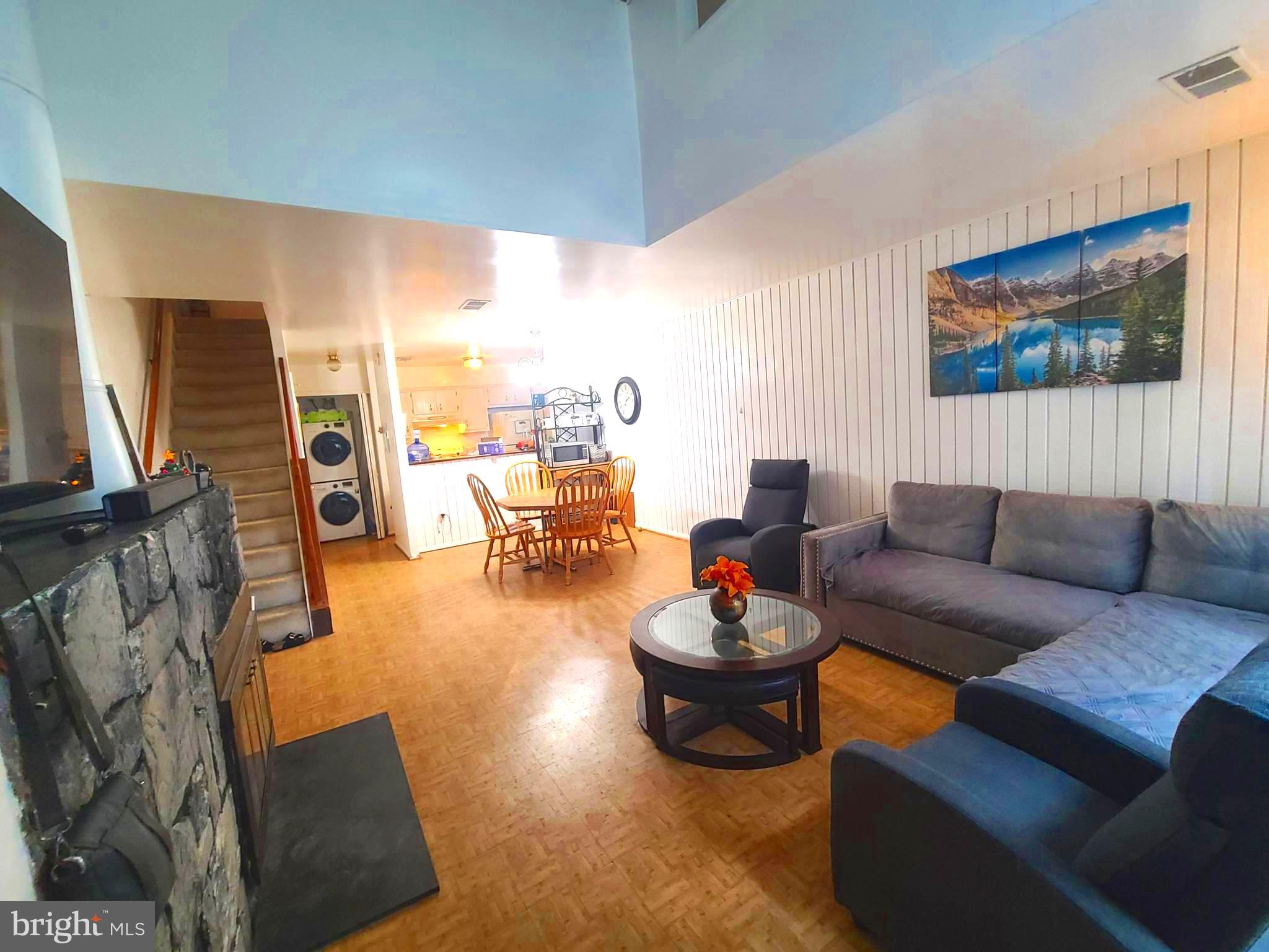3805 EL CAMINO PLACE 25