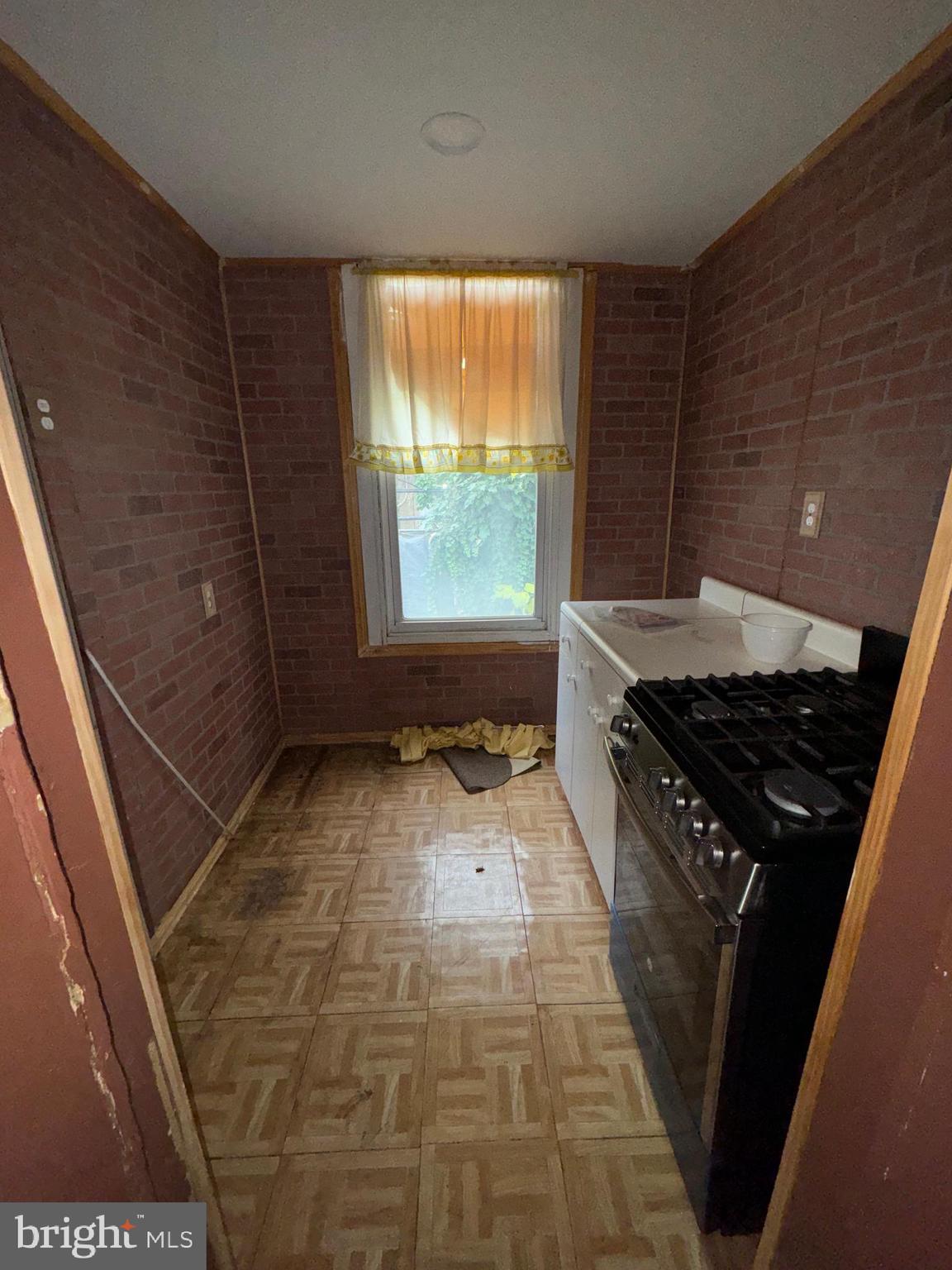 PHILADELPHIA - Residential