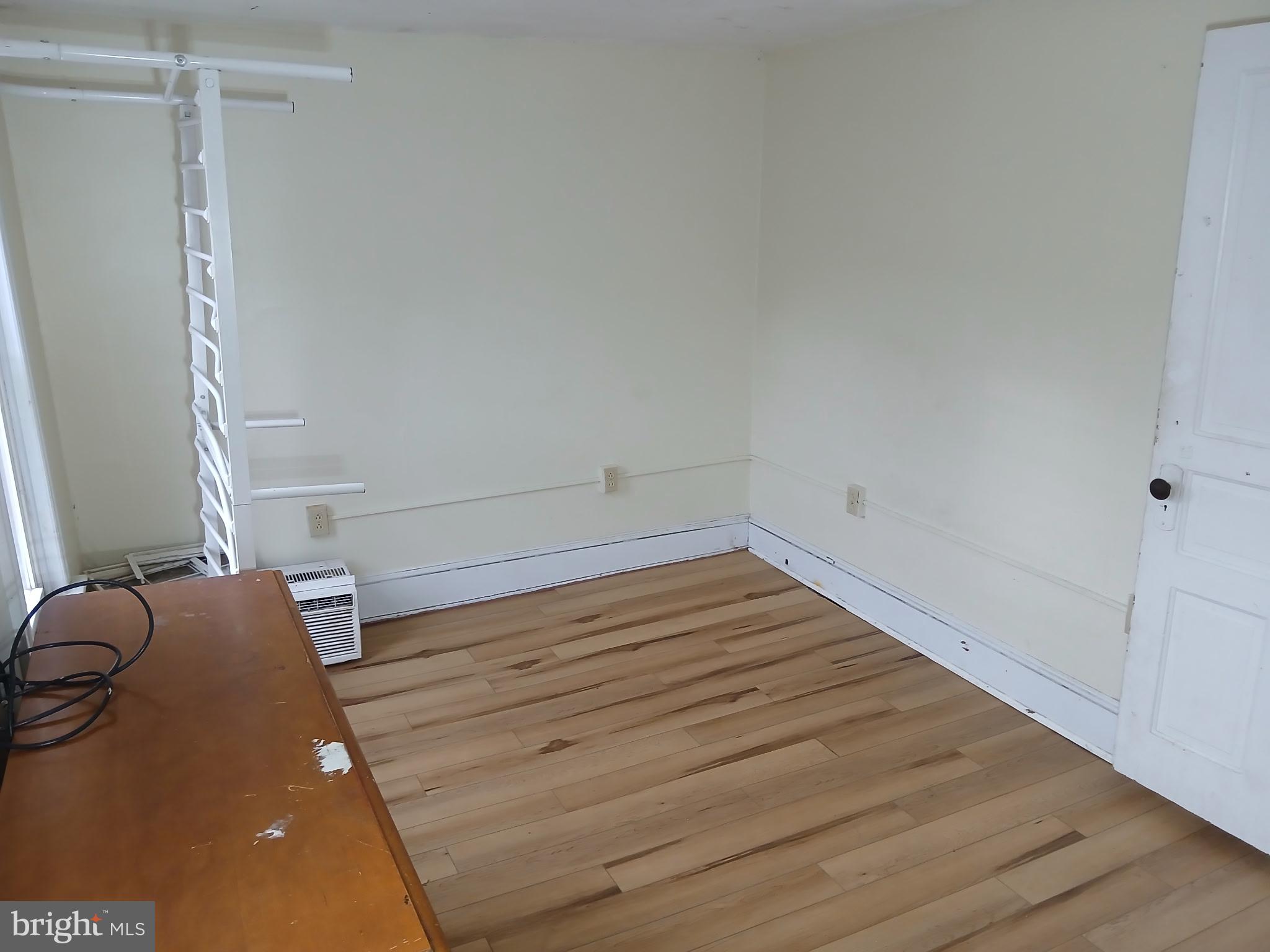 BUNKER HILL - Residential