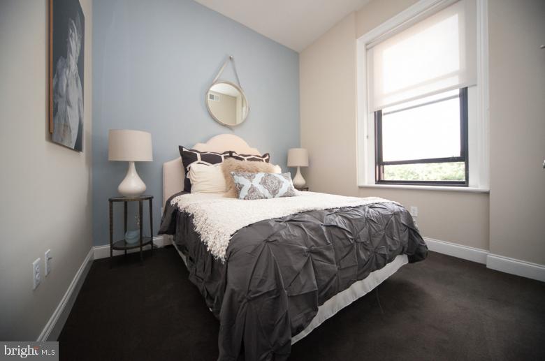 MOUNT VERNON PLACE HISTORIC DISTRICT - Residential Lease