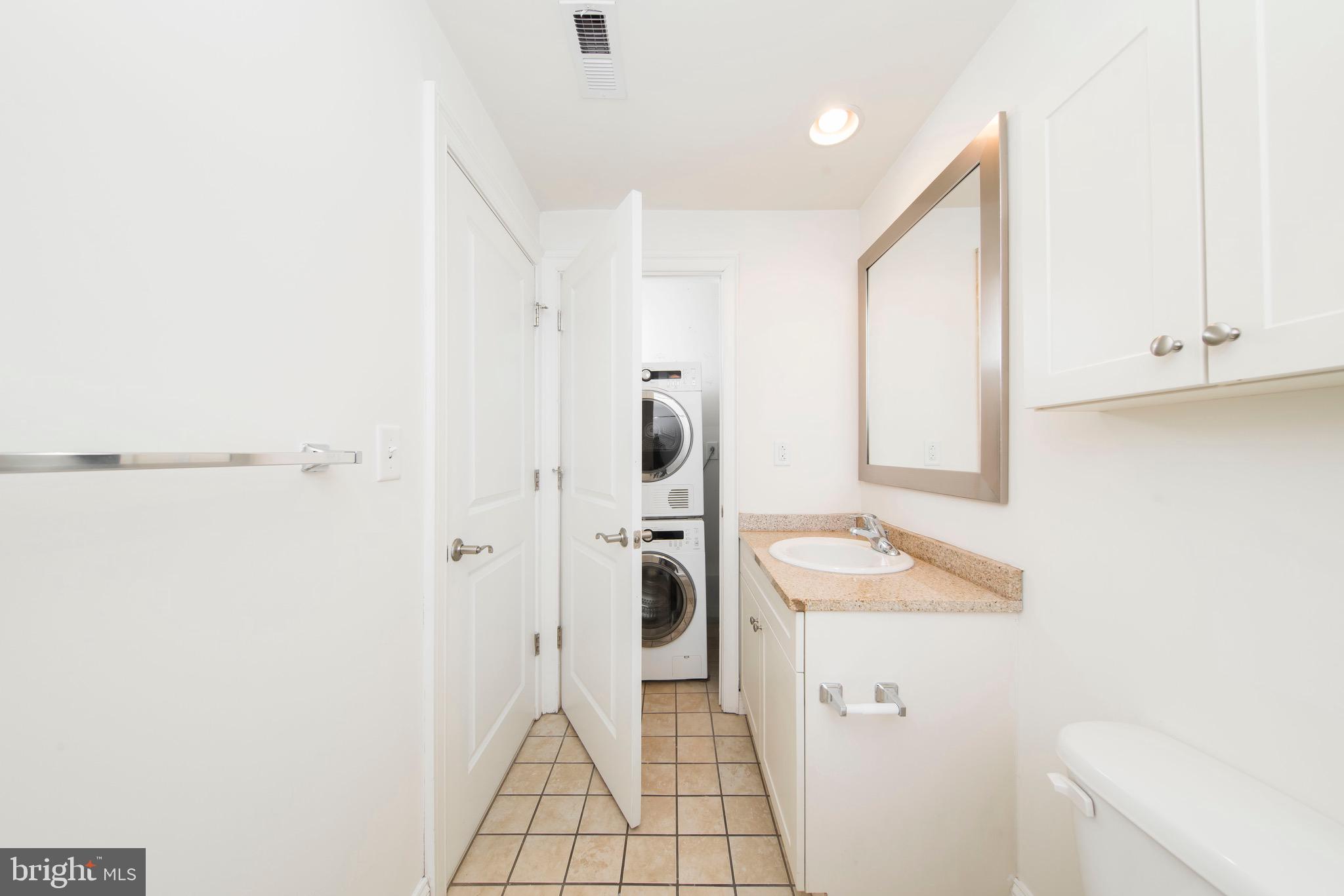 MOUNT VERNON PLACE HISTORIC DISTRICT - Residential Lease