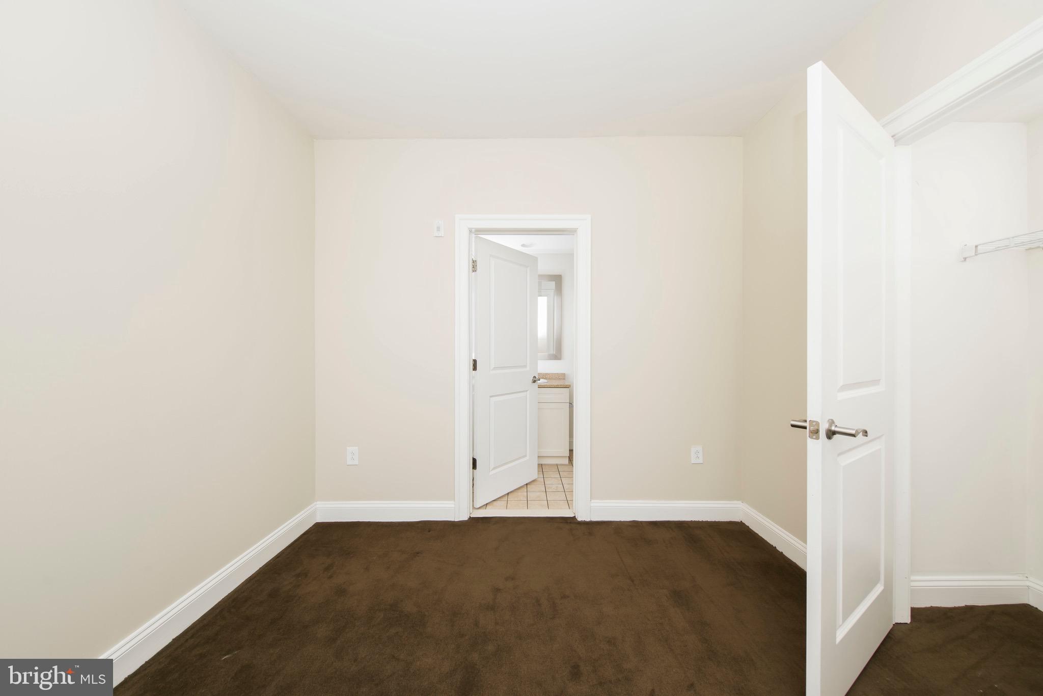 MOUNT VERNON PLACE HISTORIC DISTRICT - Residential Lease