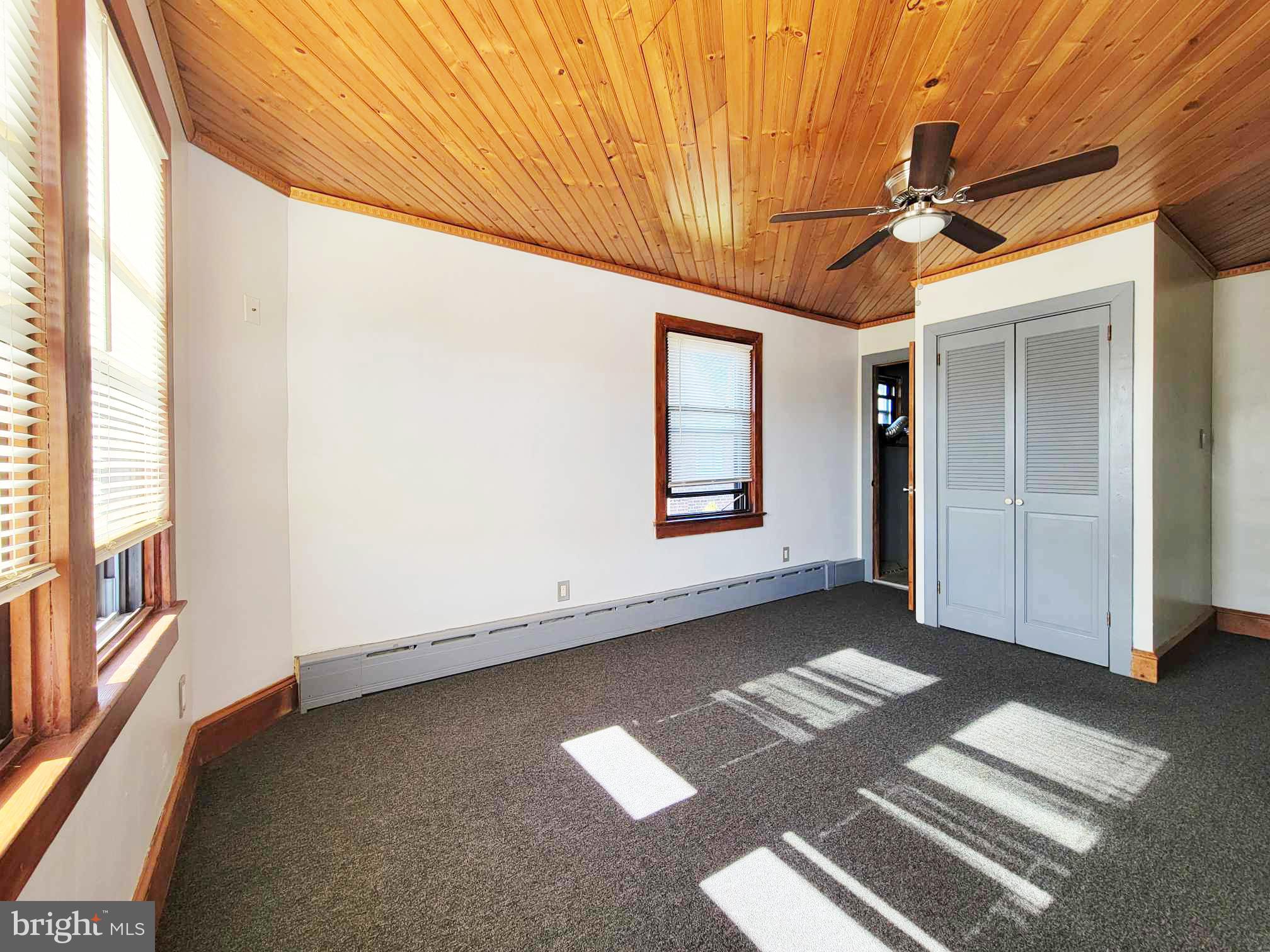 RIDLEY PARK - Residential Lease