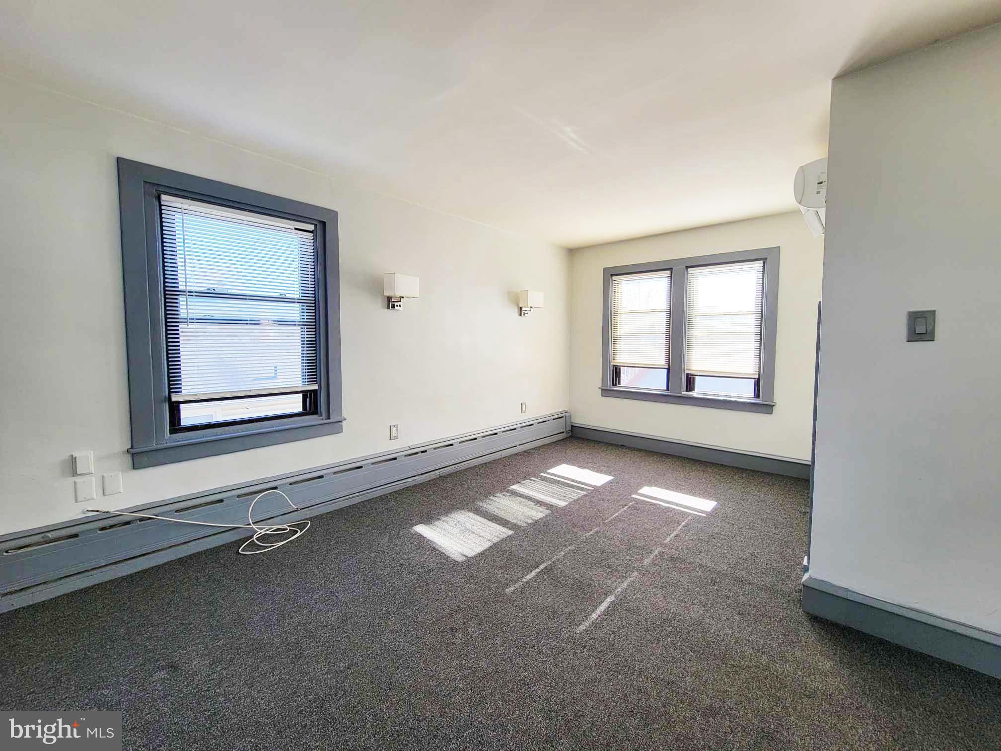 RIDLEY PARK - Residential Lease