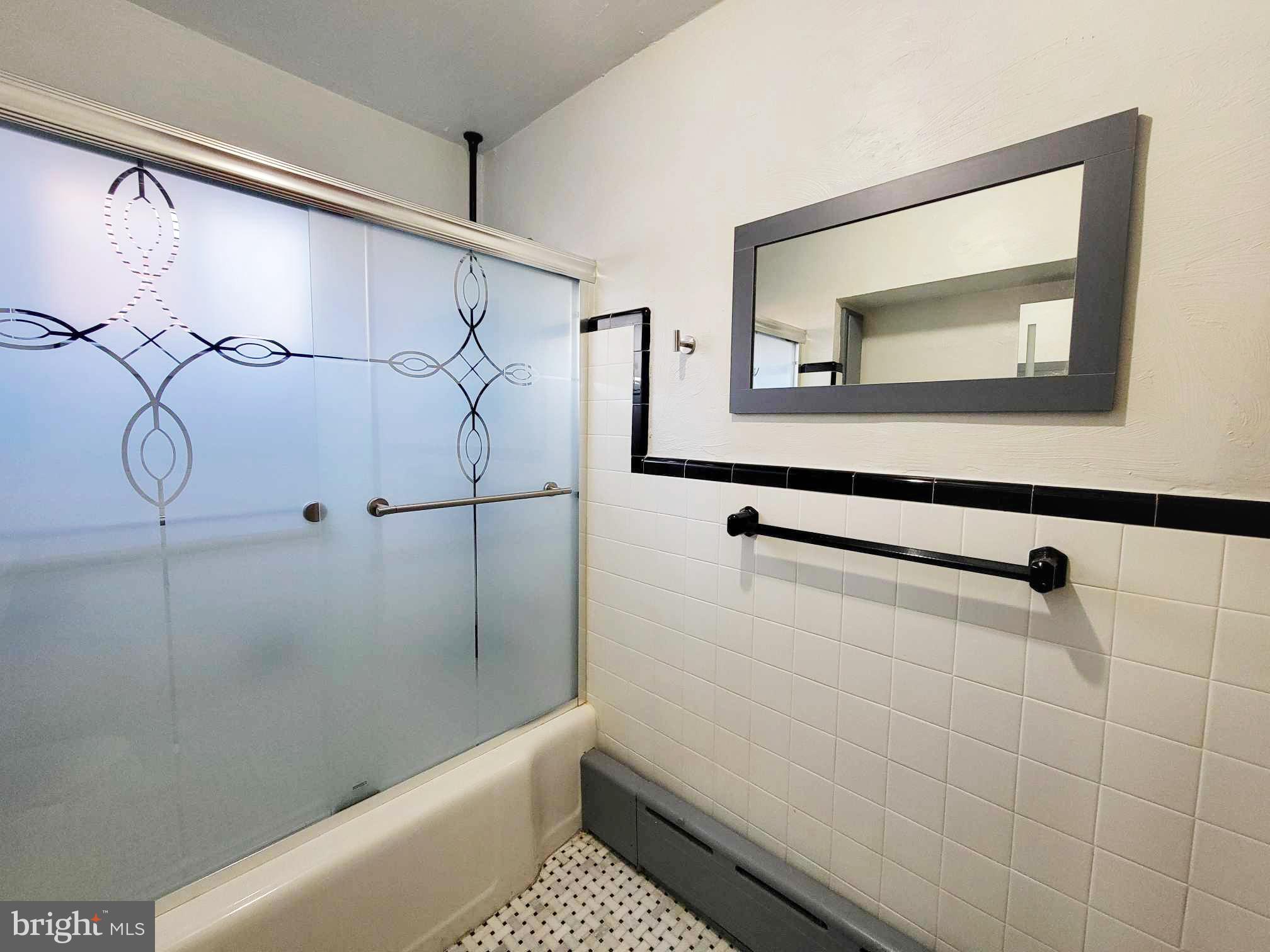 RIDLEY PARK - Residential Lease