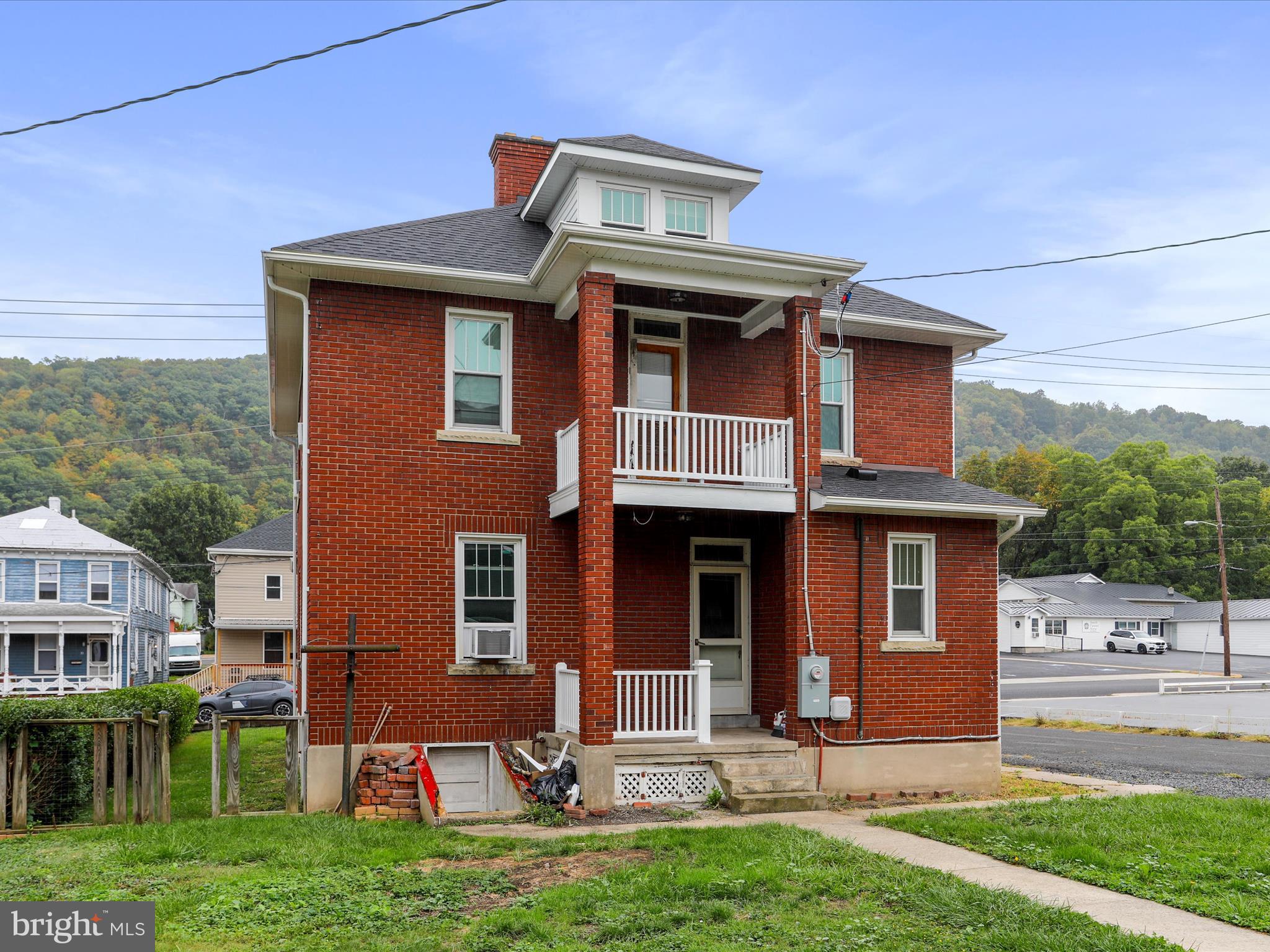 DOWN TOWN - Residential