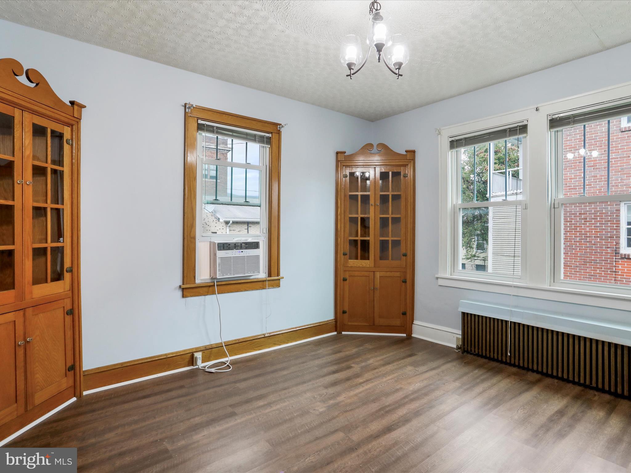 DOWN TOWN - Residential