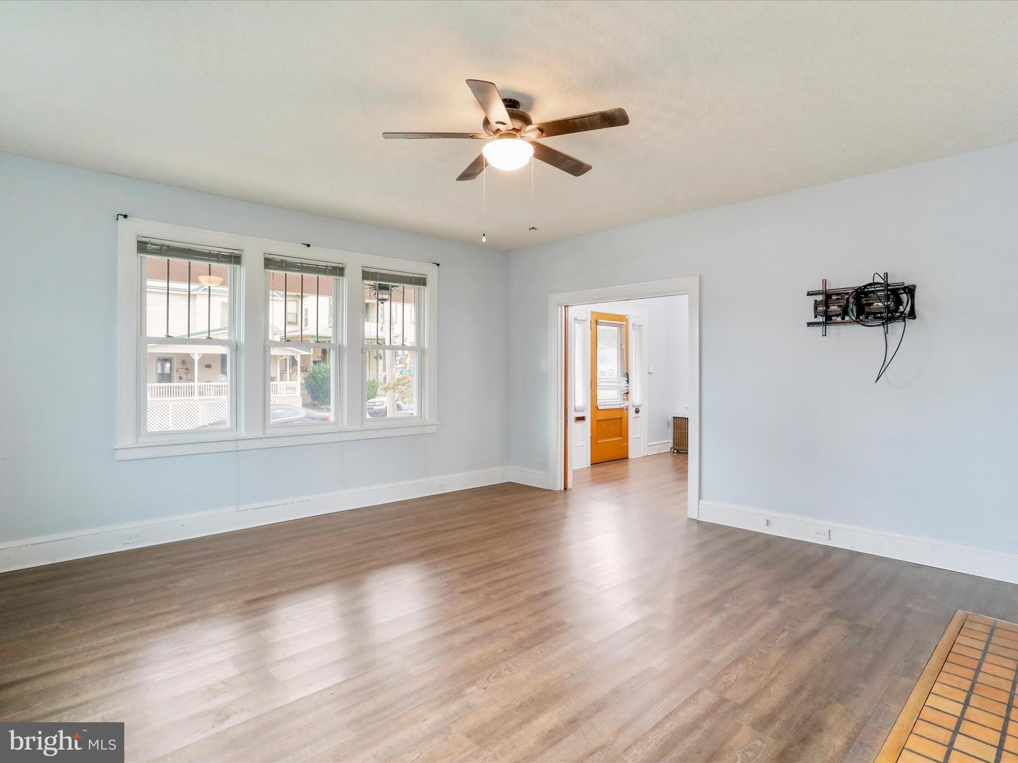 DOWN TOWN - Residential