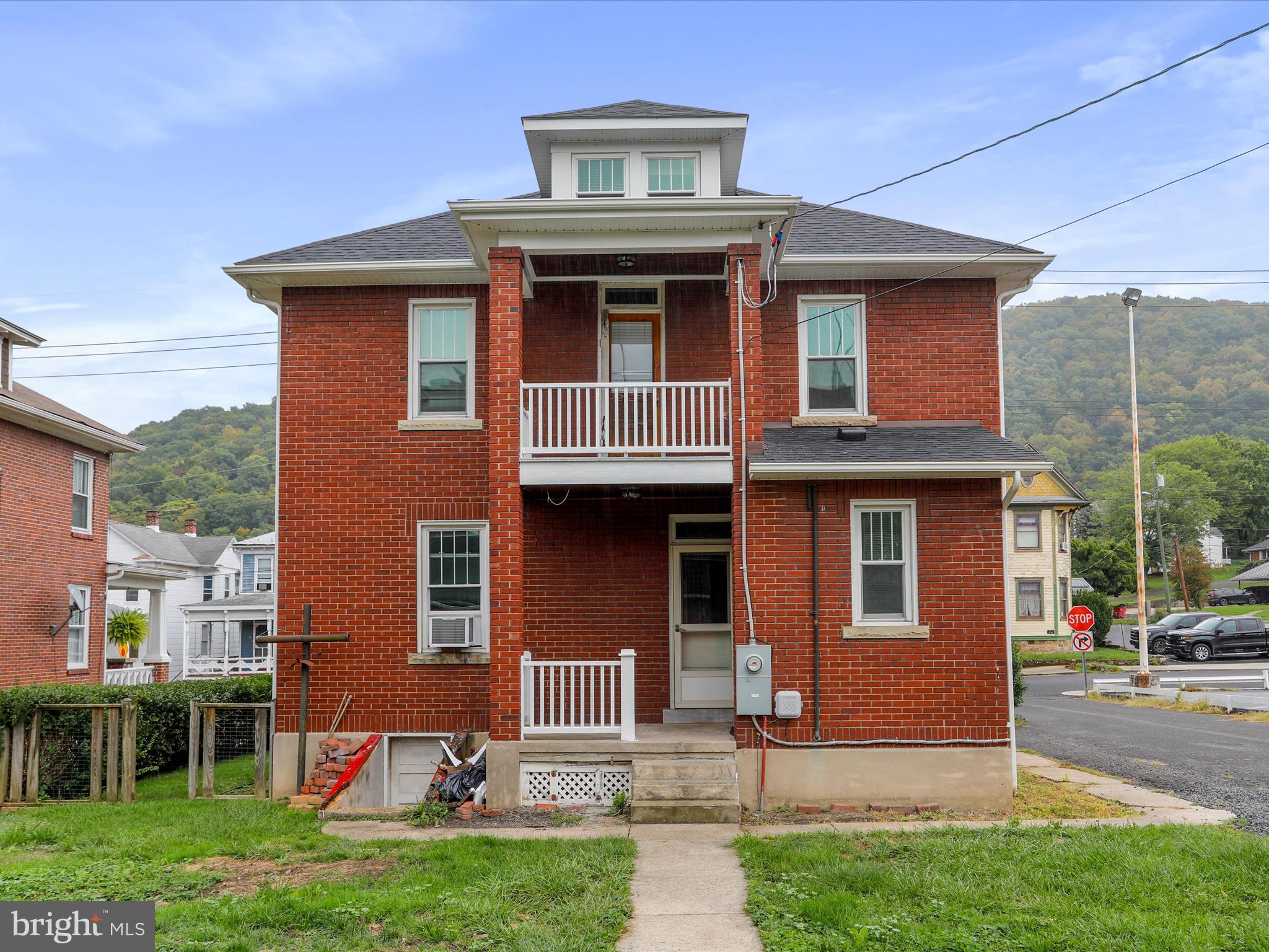 DOWN TOWN - Residential