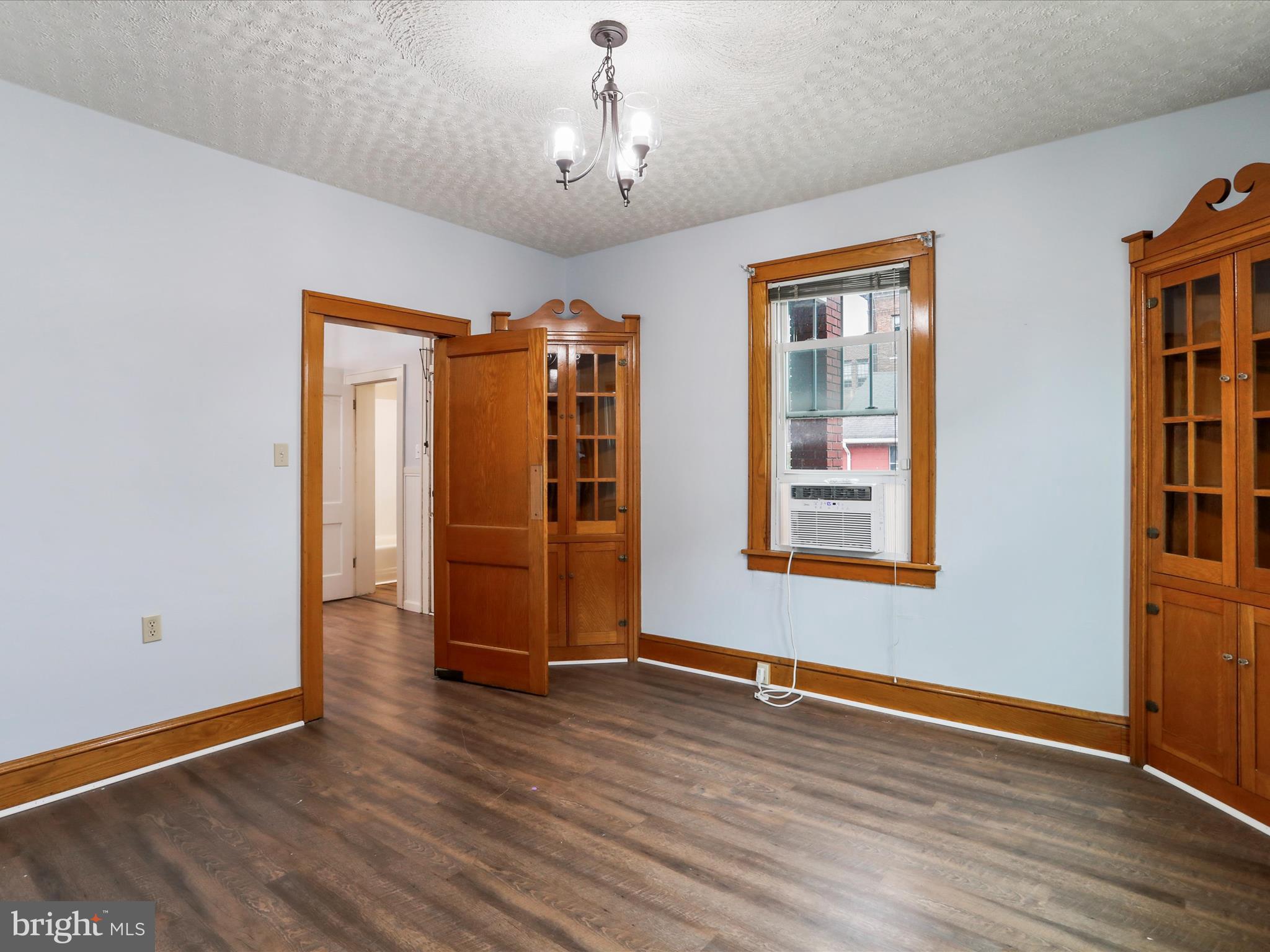 DOWN TOWN - Residential