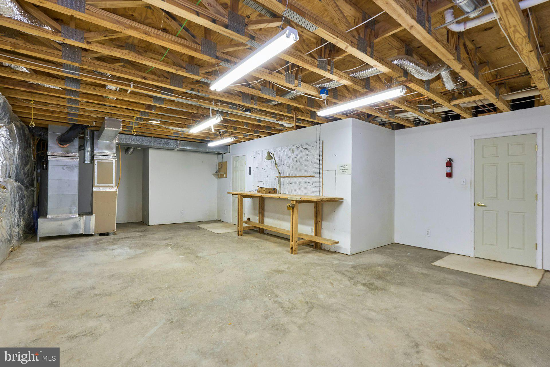 HERITAGE HUNT - Residential