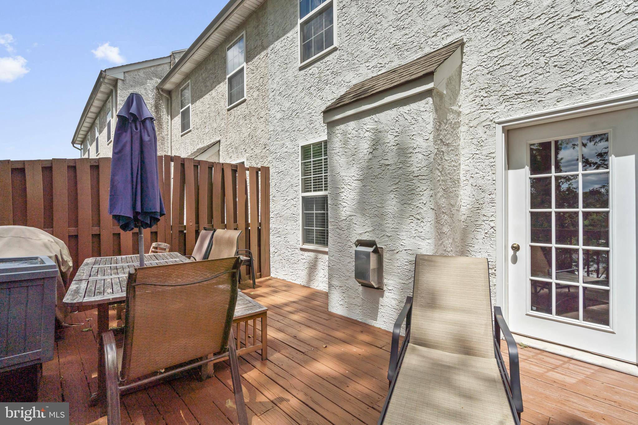 SHANNONS WAY - Residential