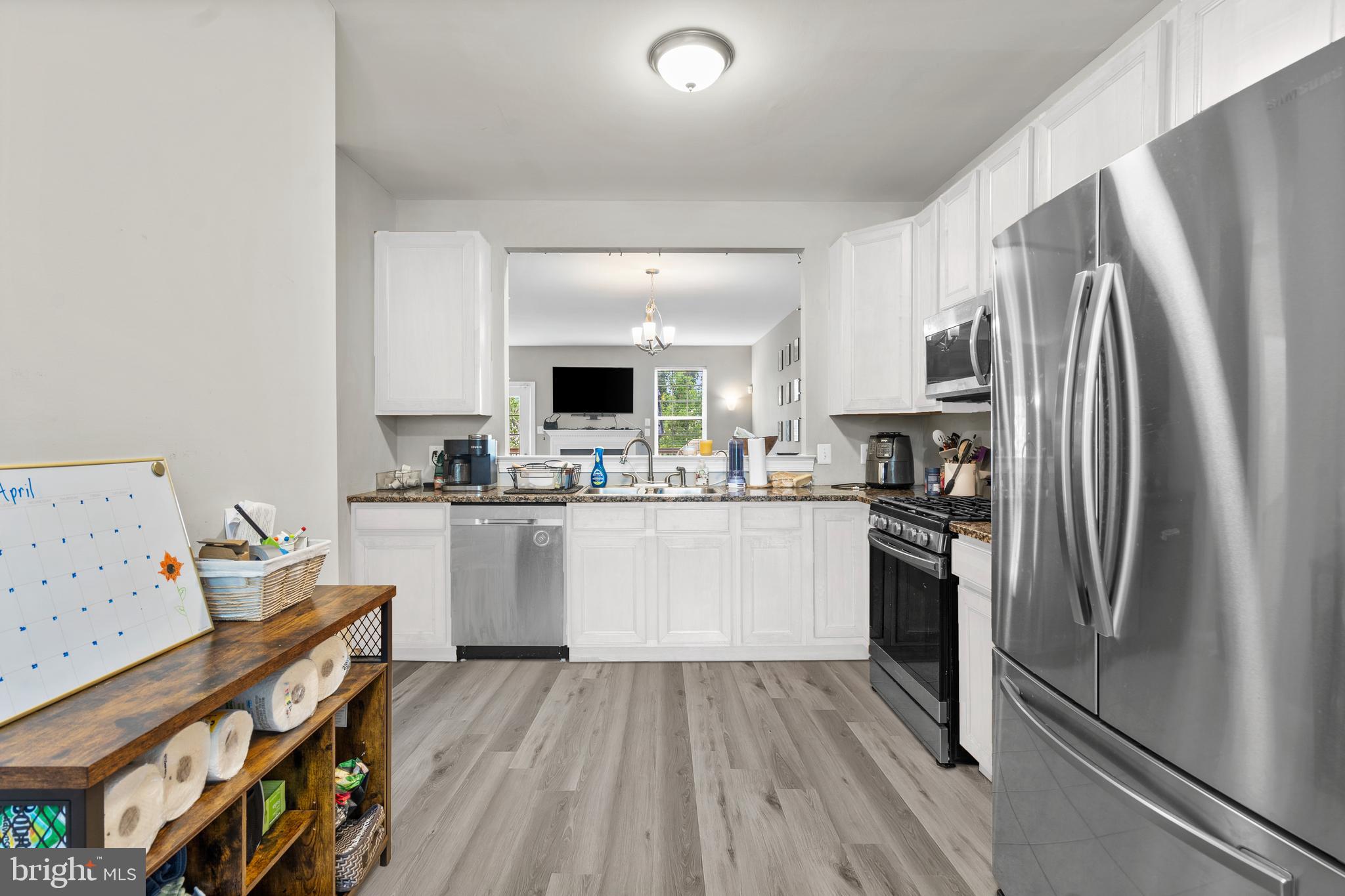 SHANNONS WAY - Residential