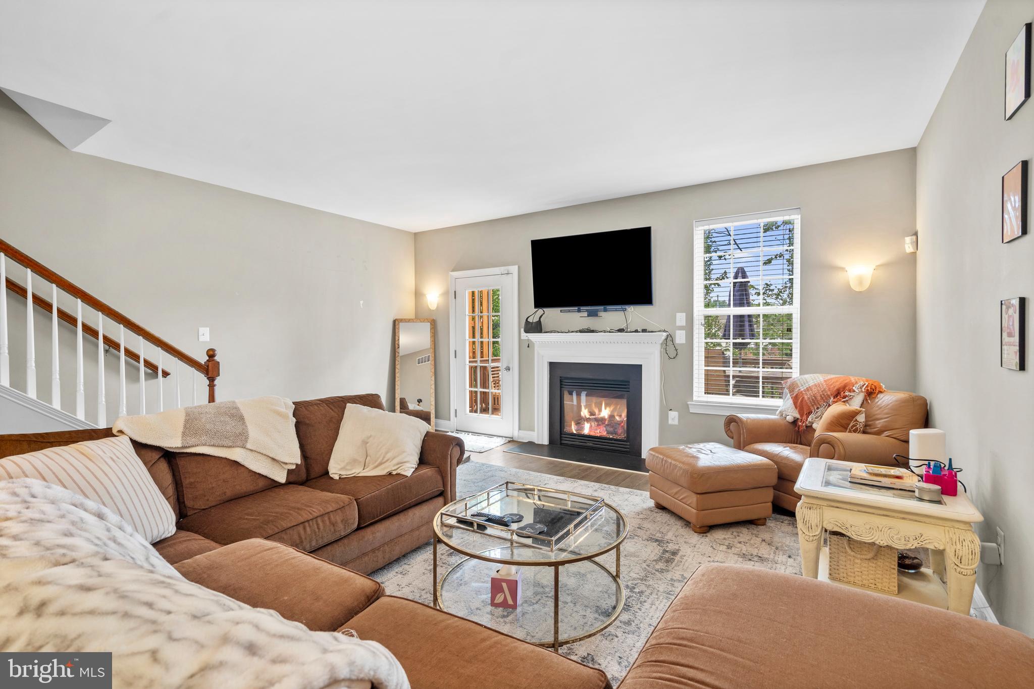 SHANNONS WAY - Residential