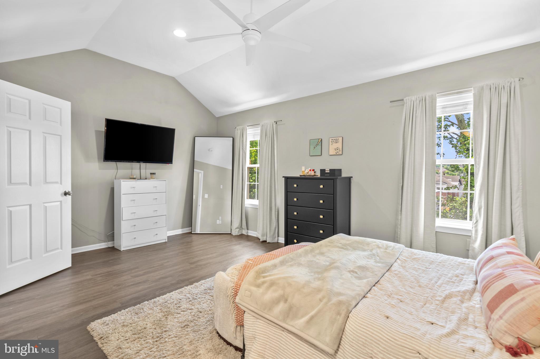 SHANNONS WAY - Residential