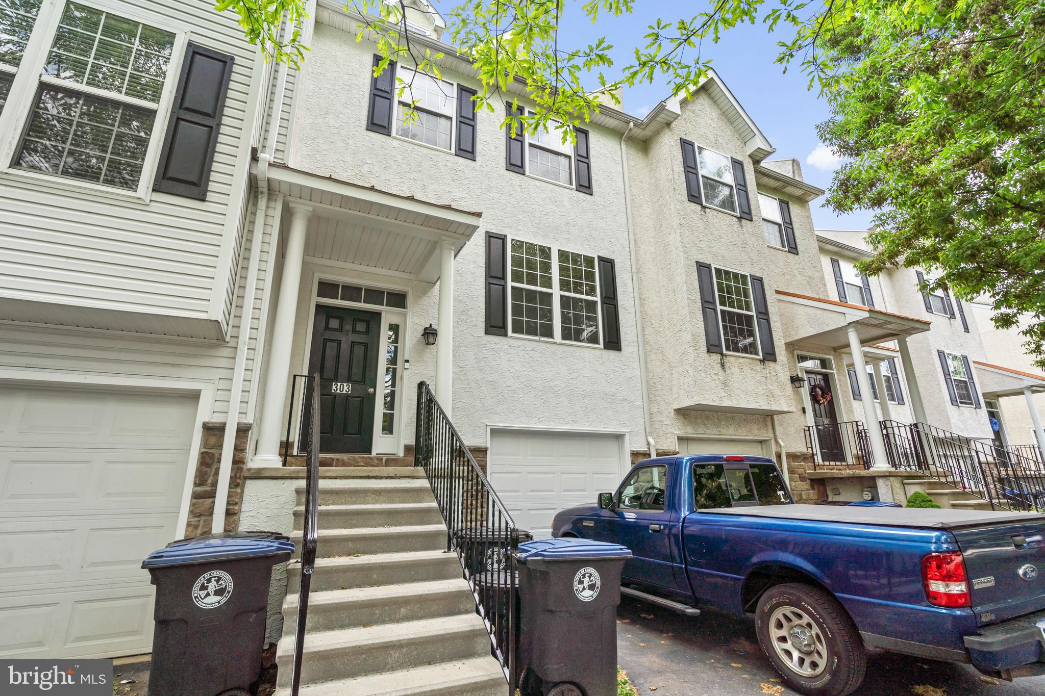 SHANNONS WAY - Residential