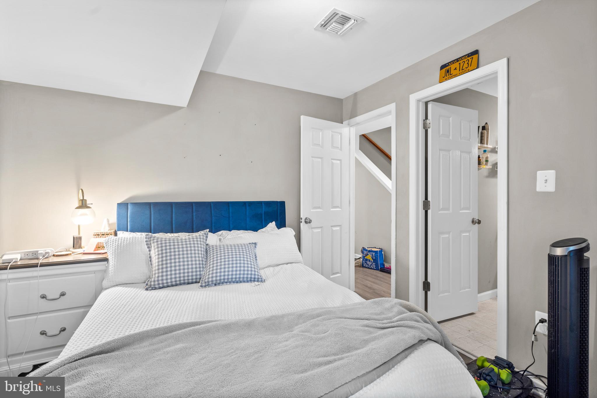 SHANNONS WAY - Residential