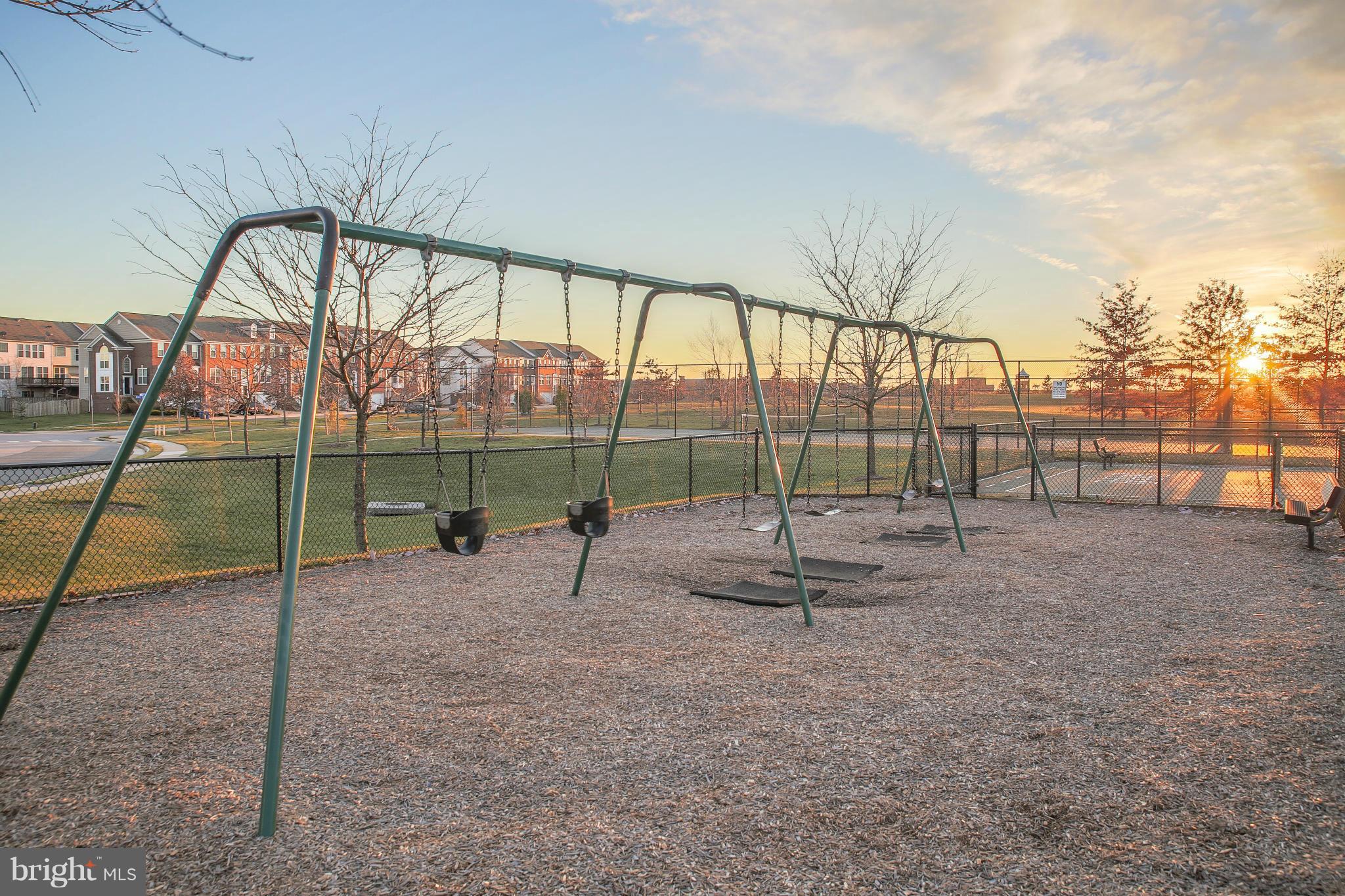 LAUREL HILL LANDBAY - Residential