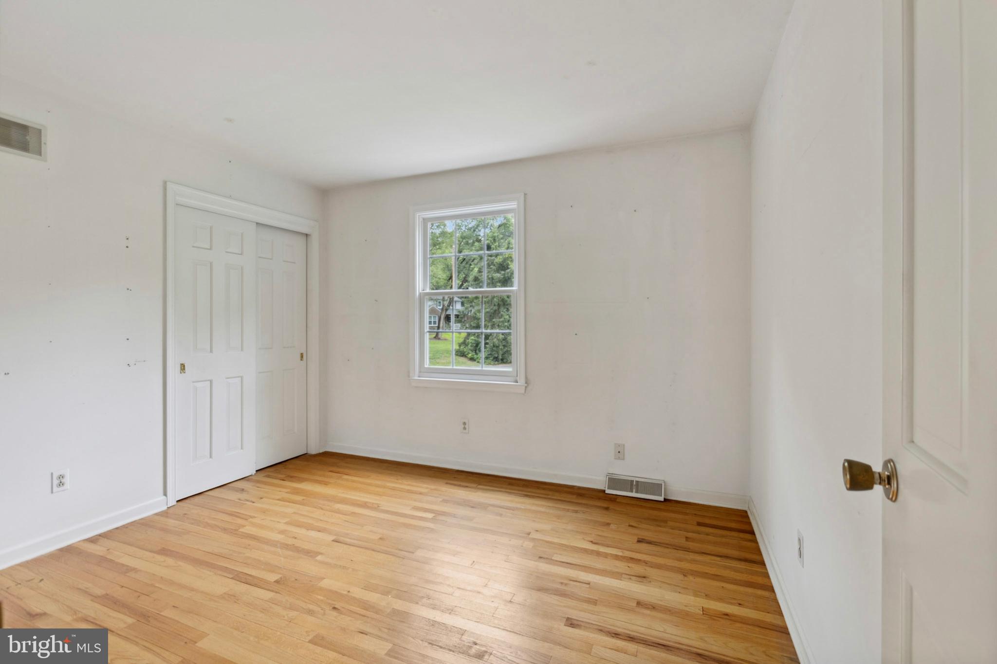 GLEN WESTOVER - Residential