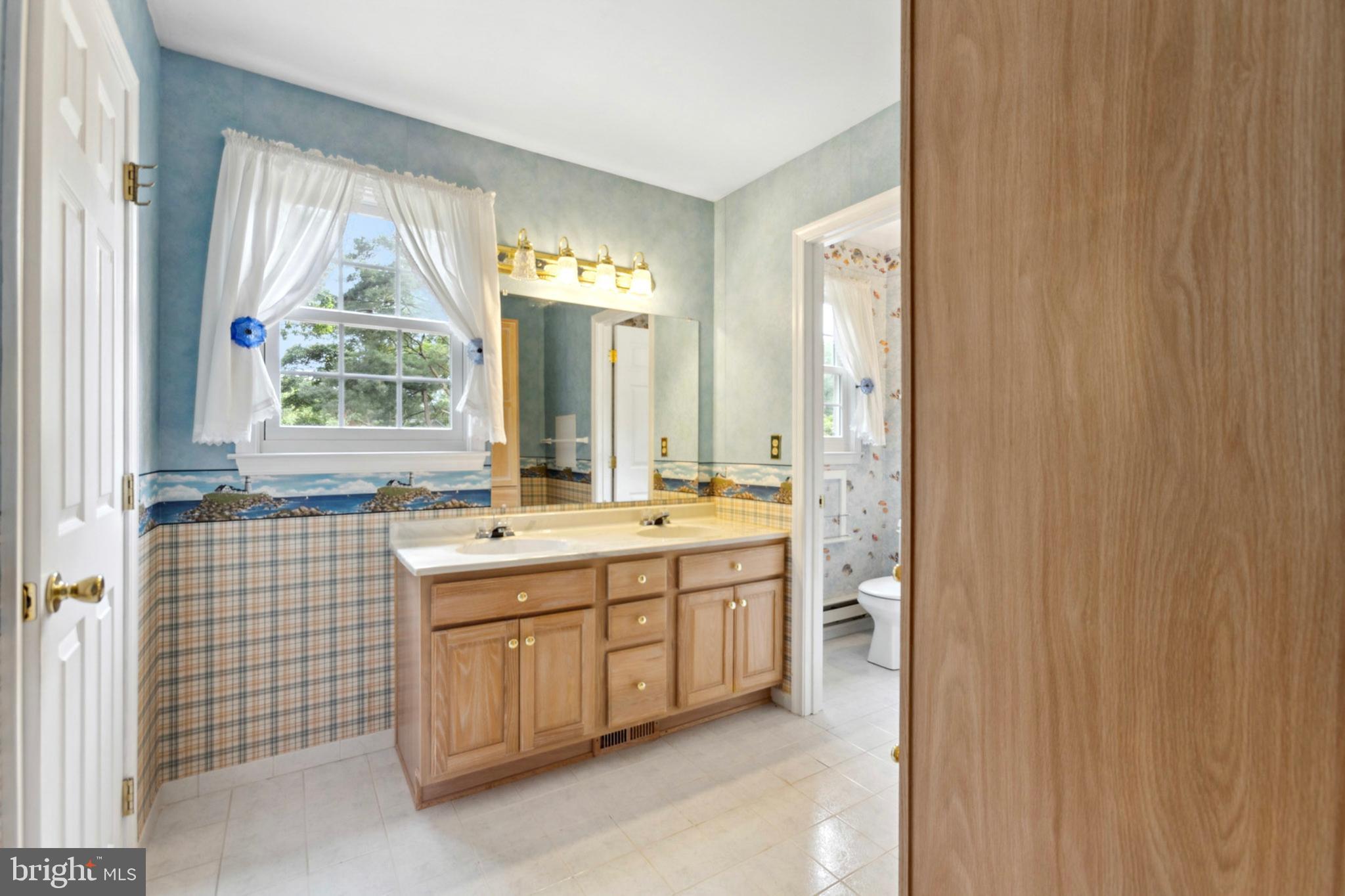 GLEN WESTOVER - Residential