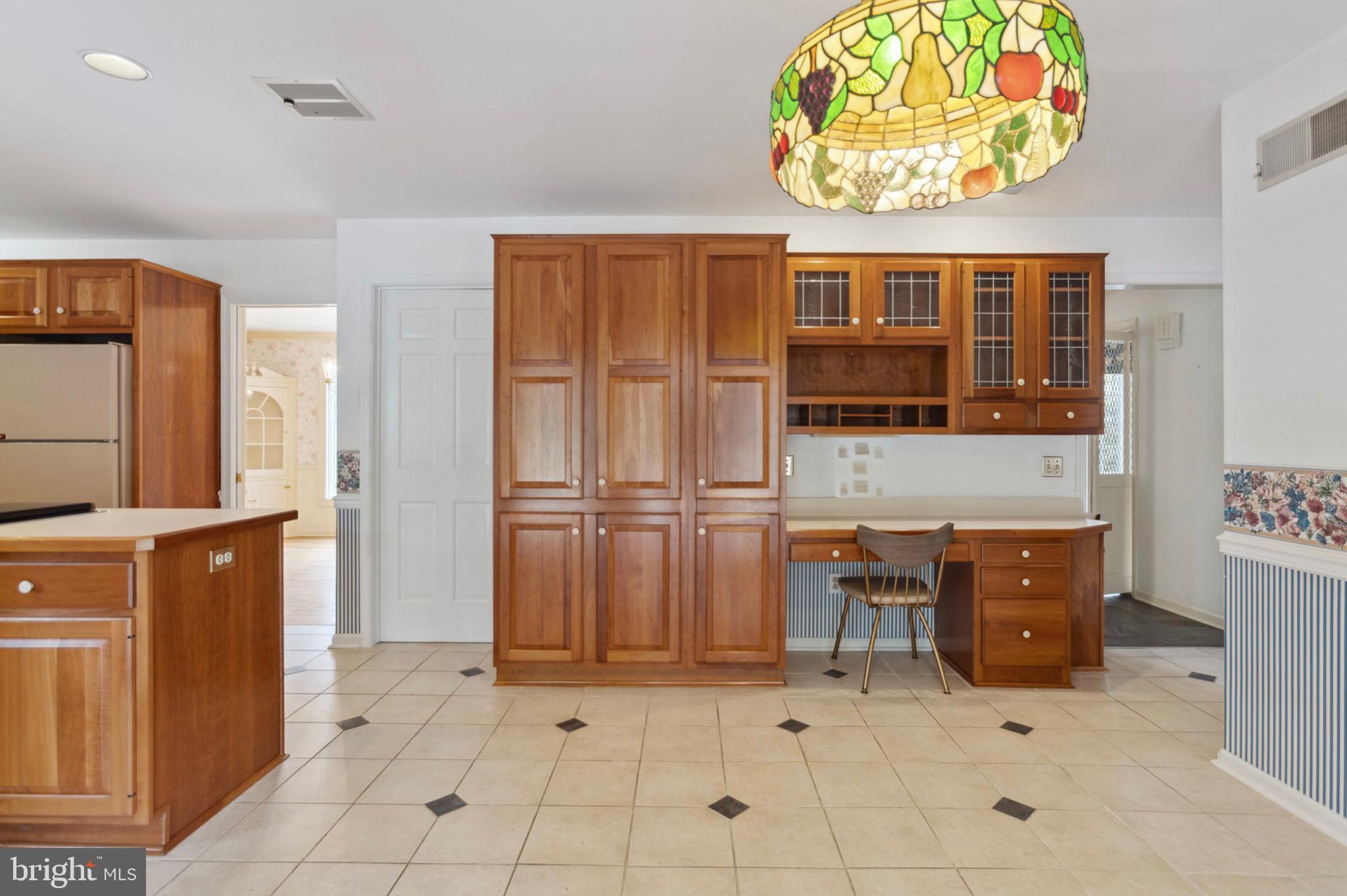 GLEN WESTOVER - Residential