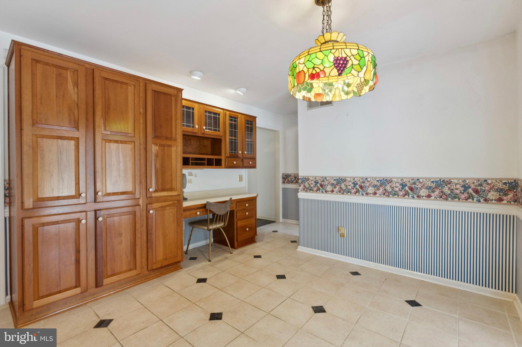 GLEN WESTOVER - Residential