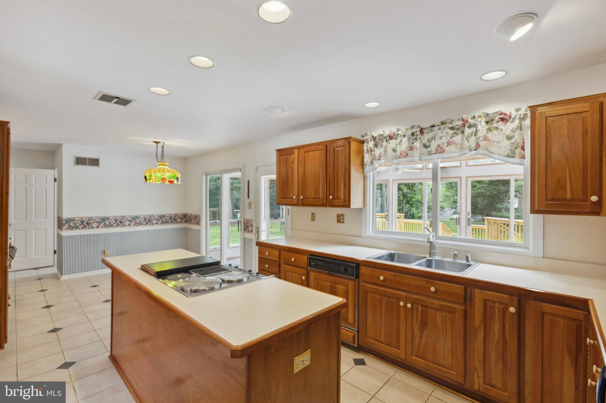 GLEN WESTOVER - Residential