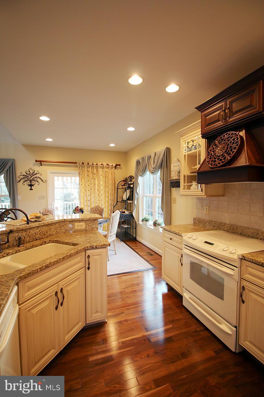 BEN GARNER ACTIVE ADULT COMMUNITY - Residential