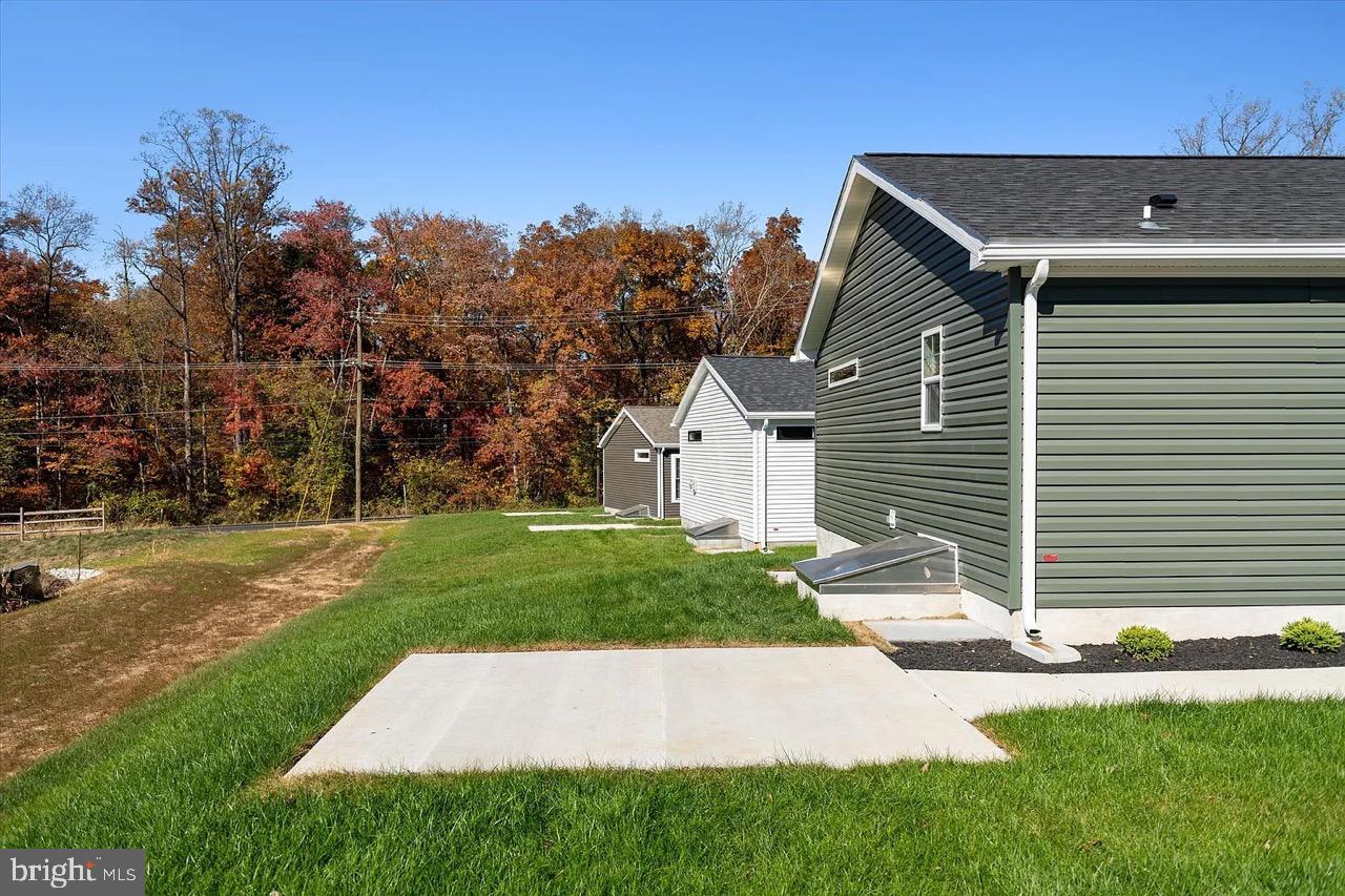 CINNAMON WOODS - Residential