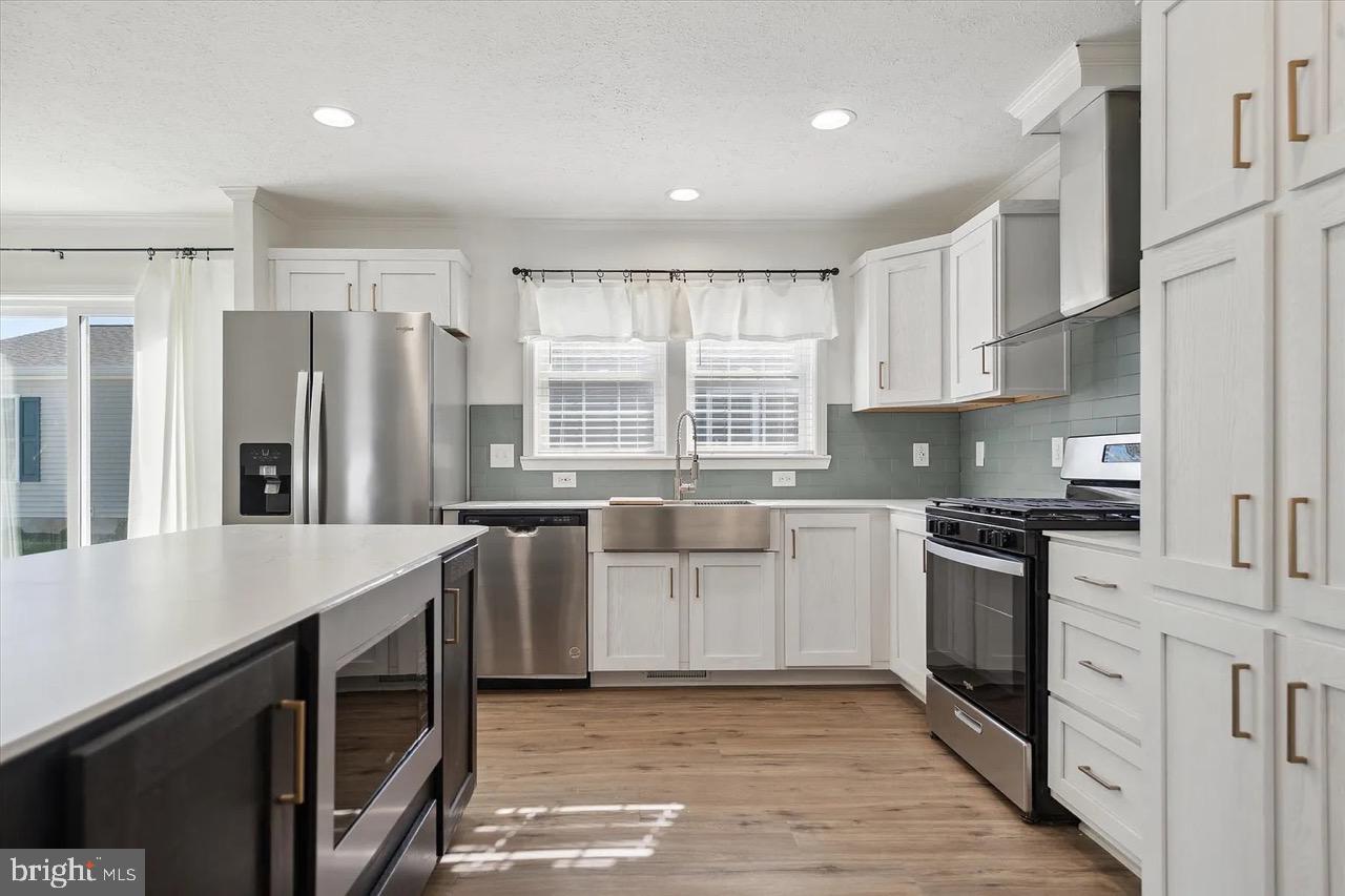 CINNAMON WOODS - Residential