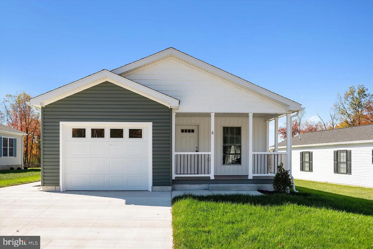 CINNAMON WOODS - Residential