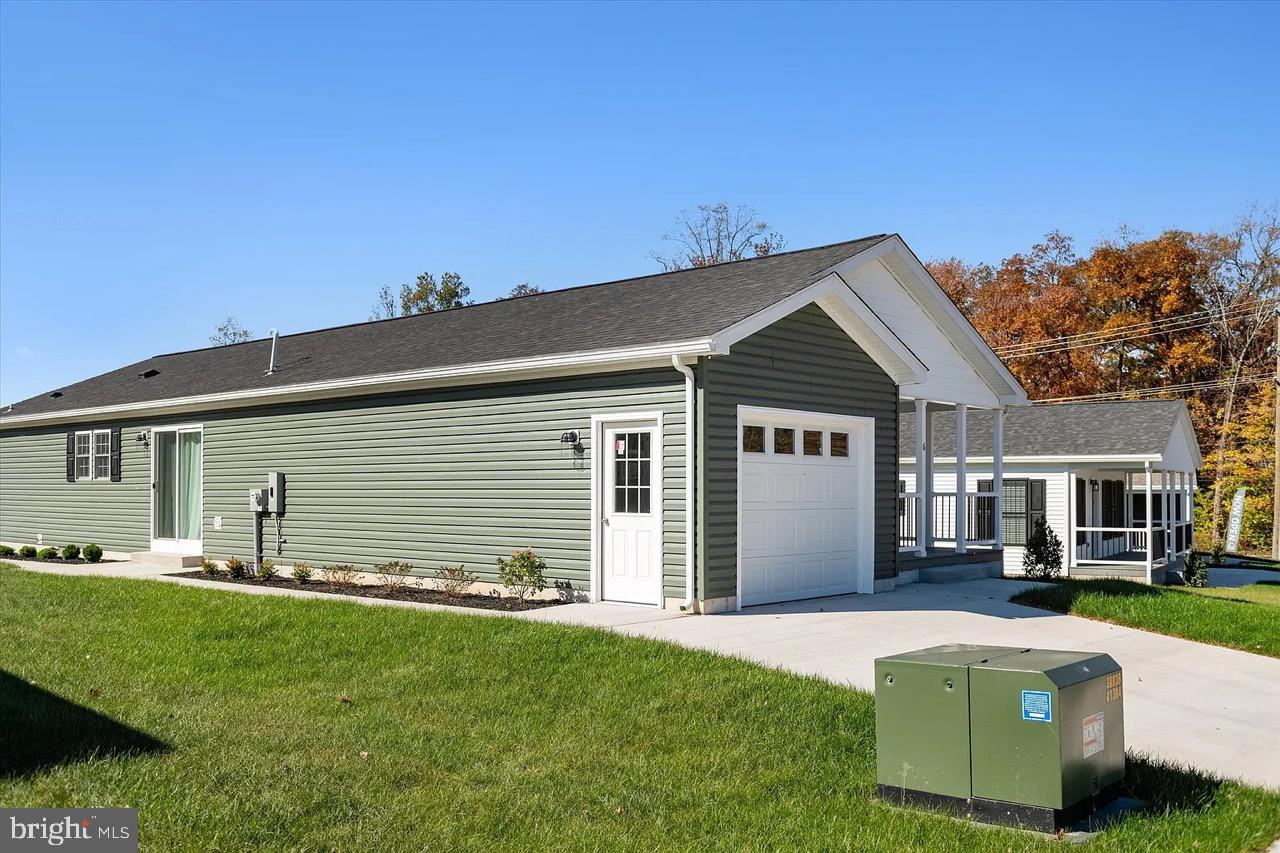 CINNAMON WOODS - Residential